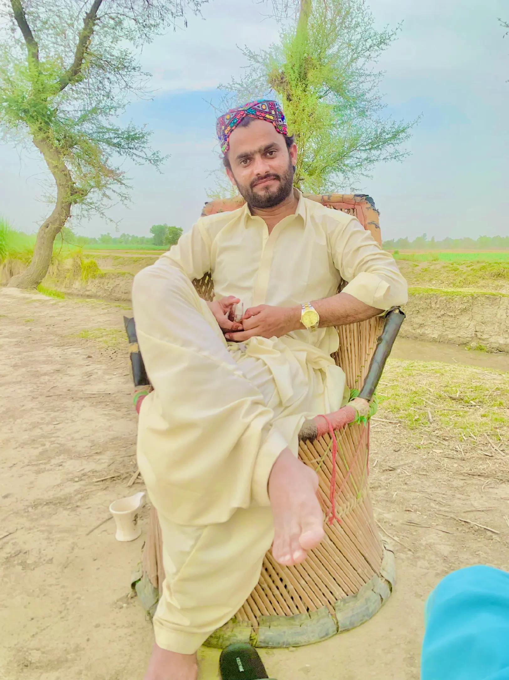 @Jam._.WaQar._.SoلanGi