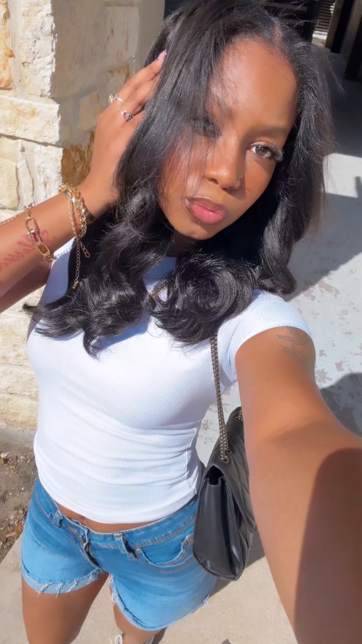 @Lyssa Monique ♡’