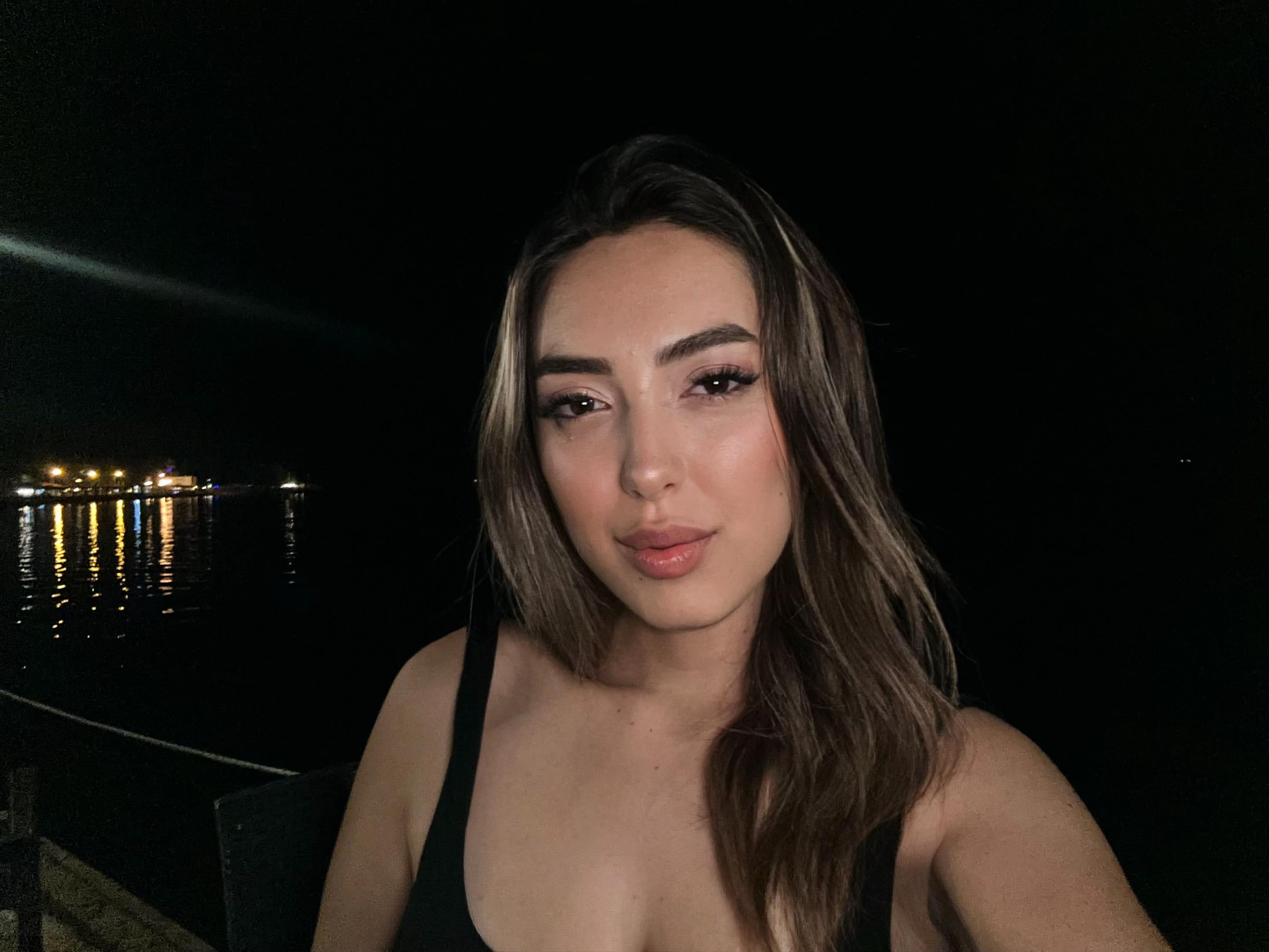 @𝒀