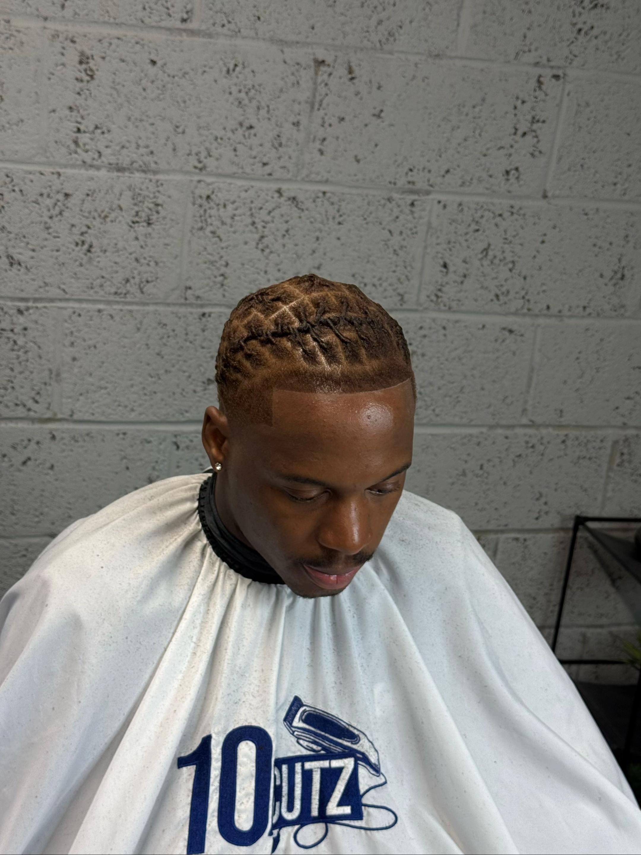 @10 Cutz