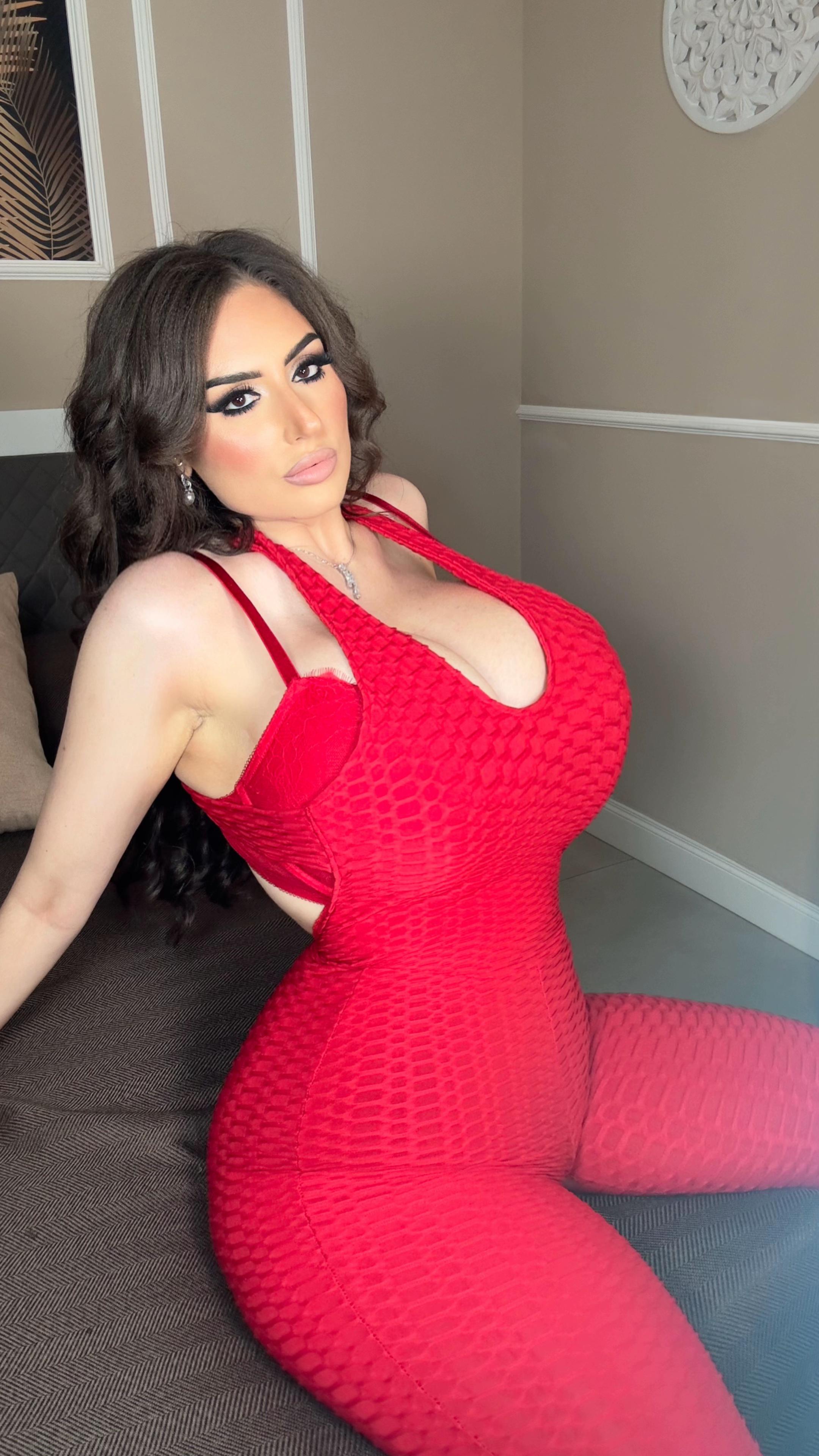 Chiara Mazzola (@chiaramazzola90) - Urlebird