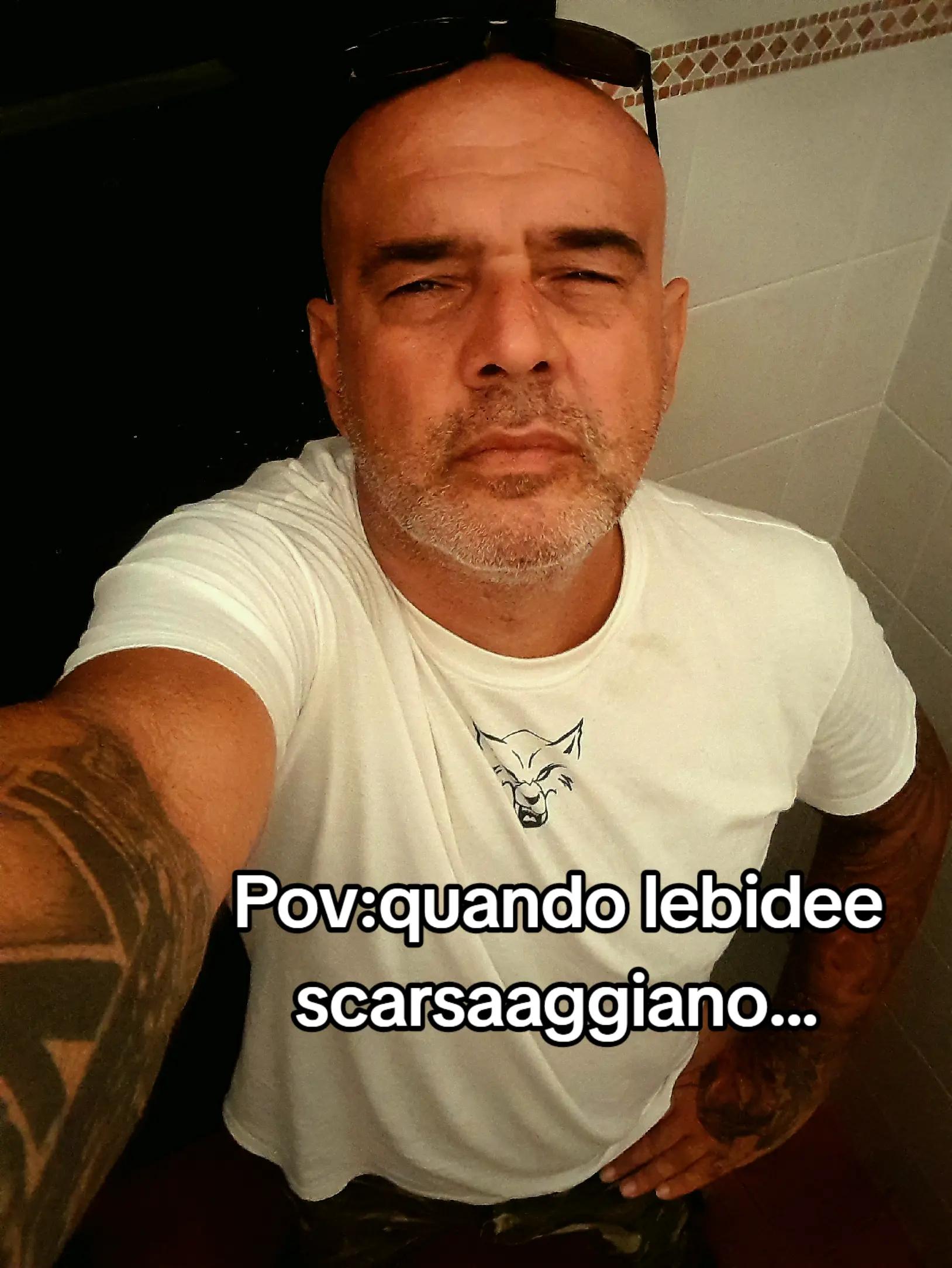 @Ivano Homegym&Black metal 💪🤘