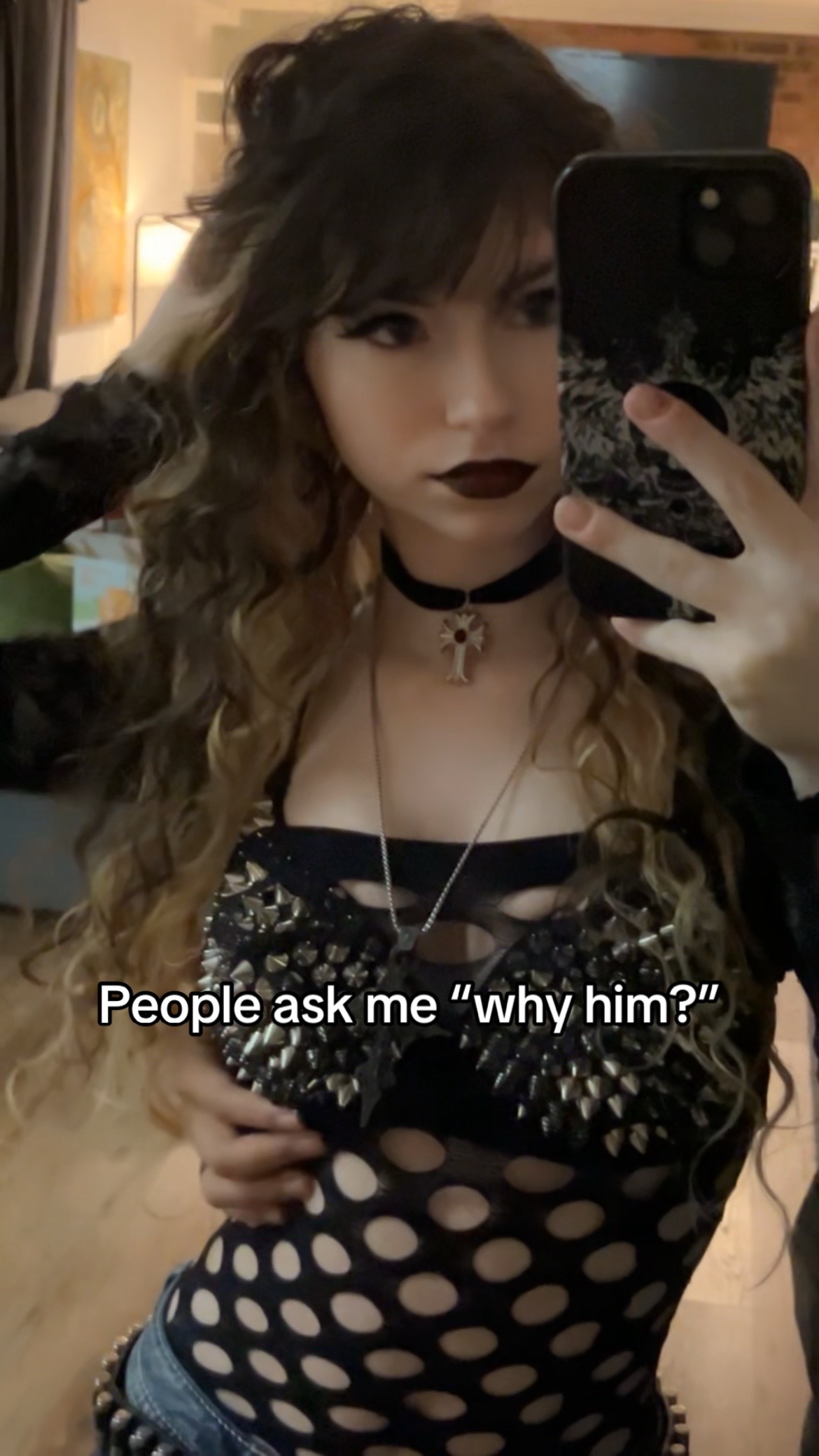 @Mae🦇