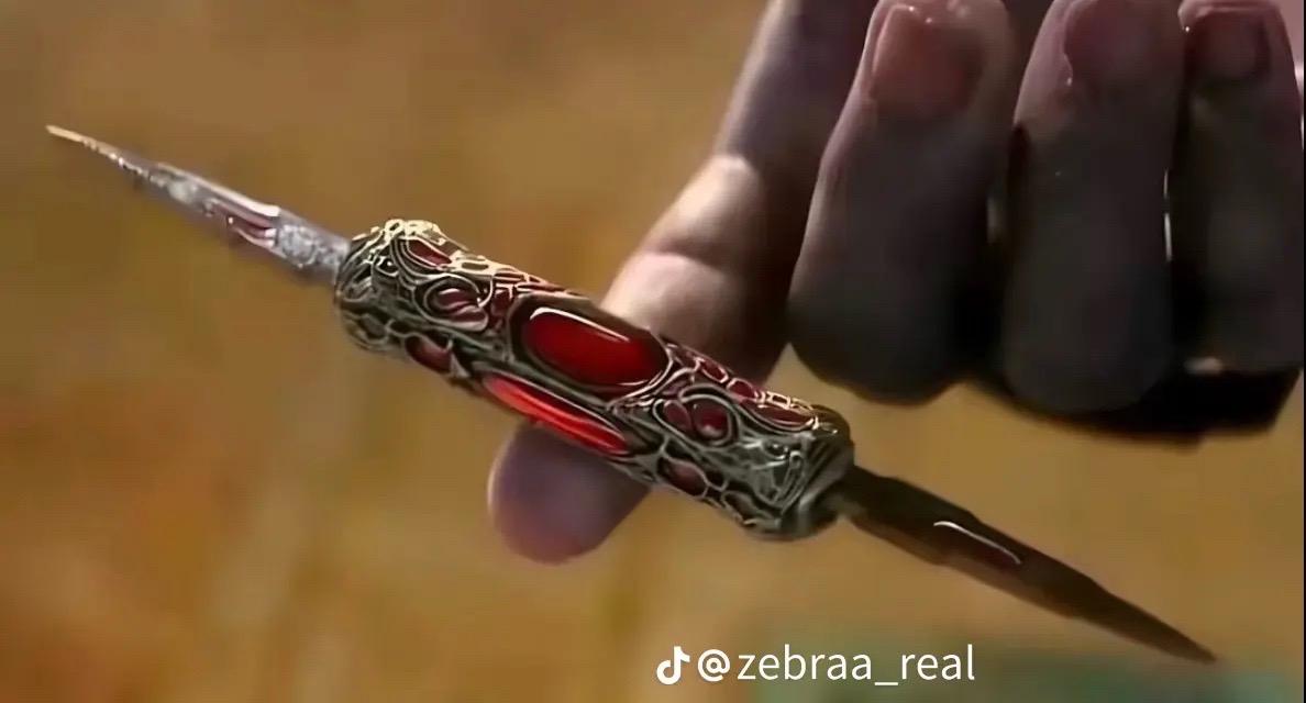 @r0ttyrich