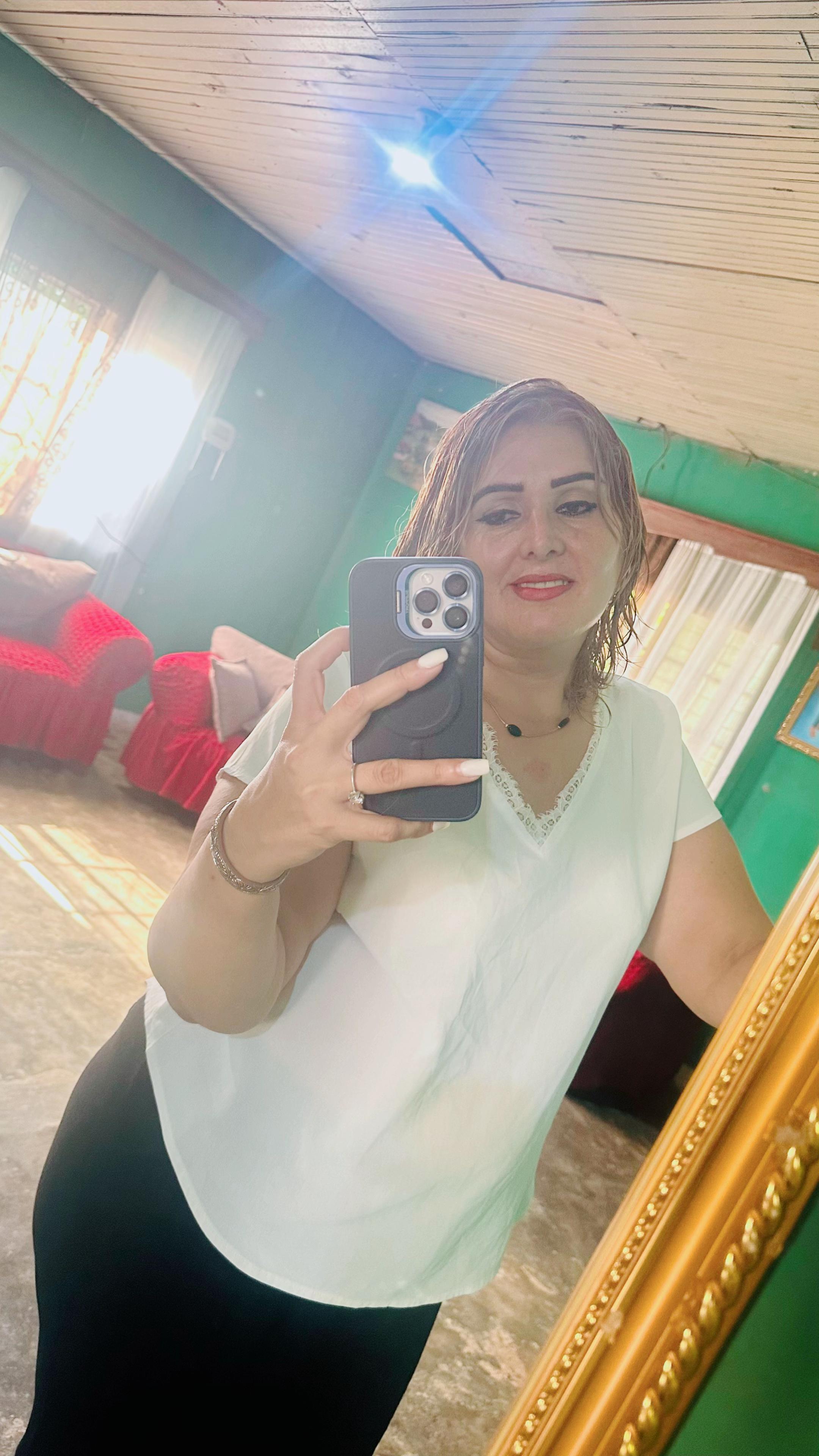 @🍒𝐈𝐬𝐦𝐞Ir&uacute;n. Ayala