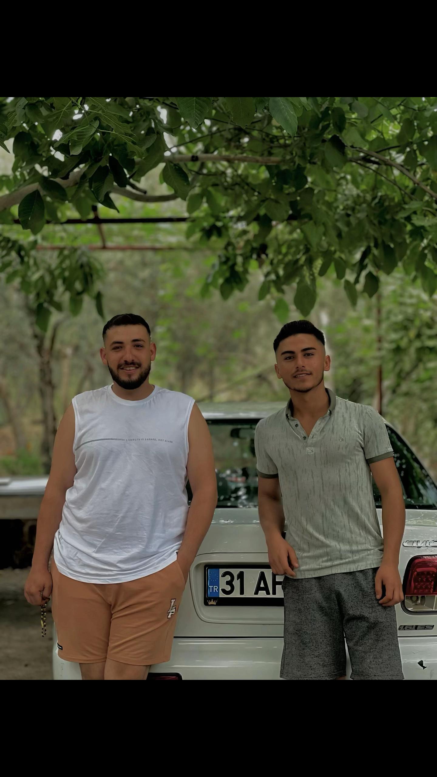 @levent &ouml;nder 01_80_01