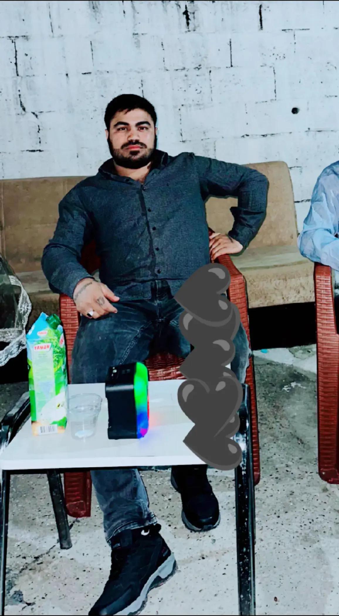 @🦅B K