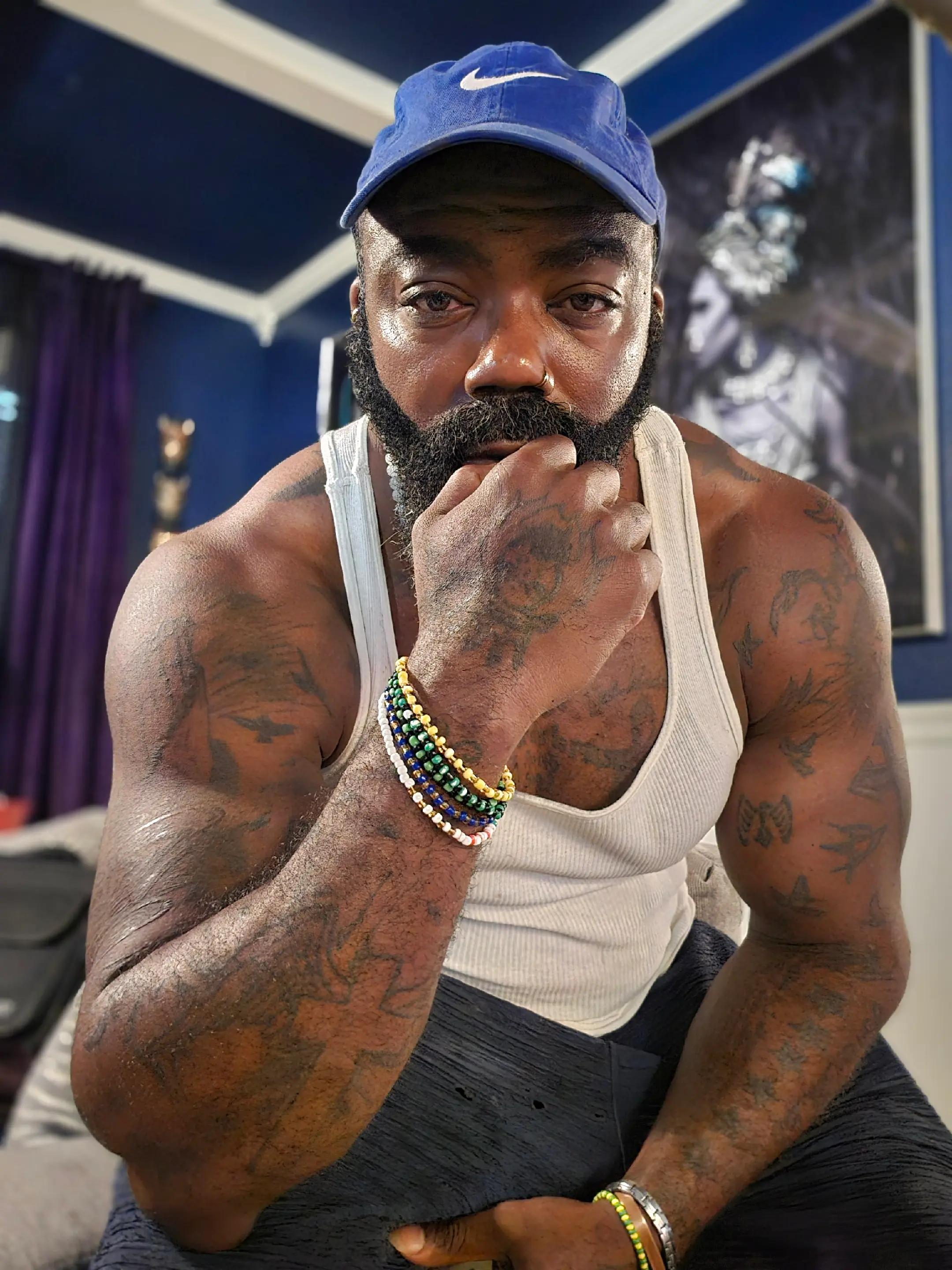 @WorthyOfLove👨🏾🤝👨🏿🌈