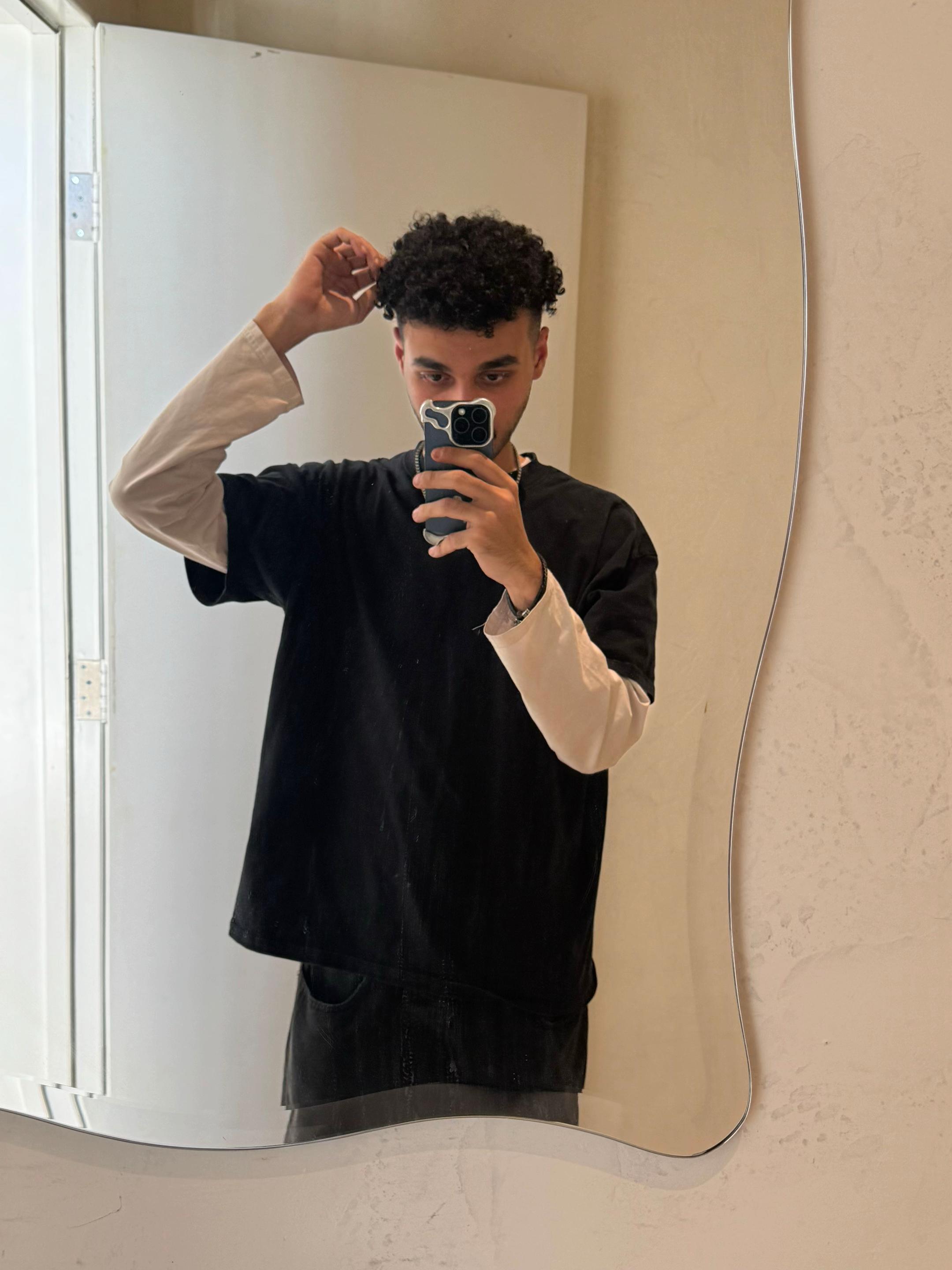 @Vro