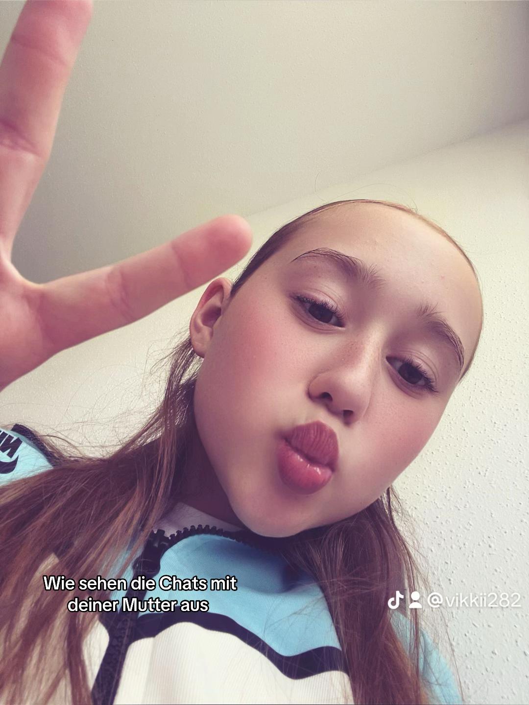 @Vikkii282