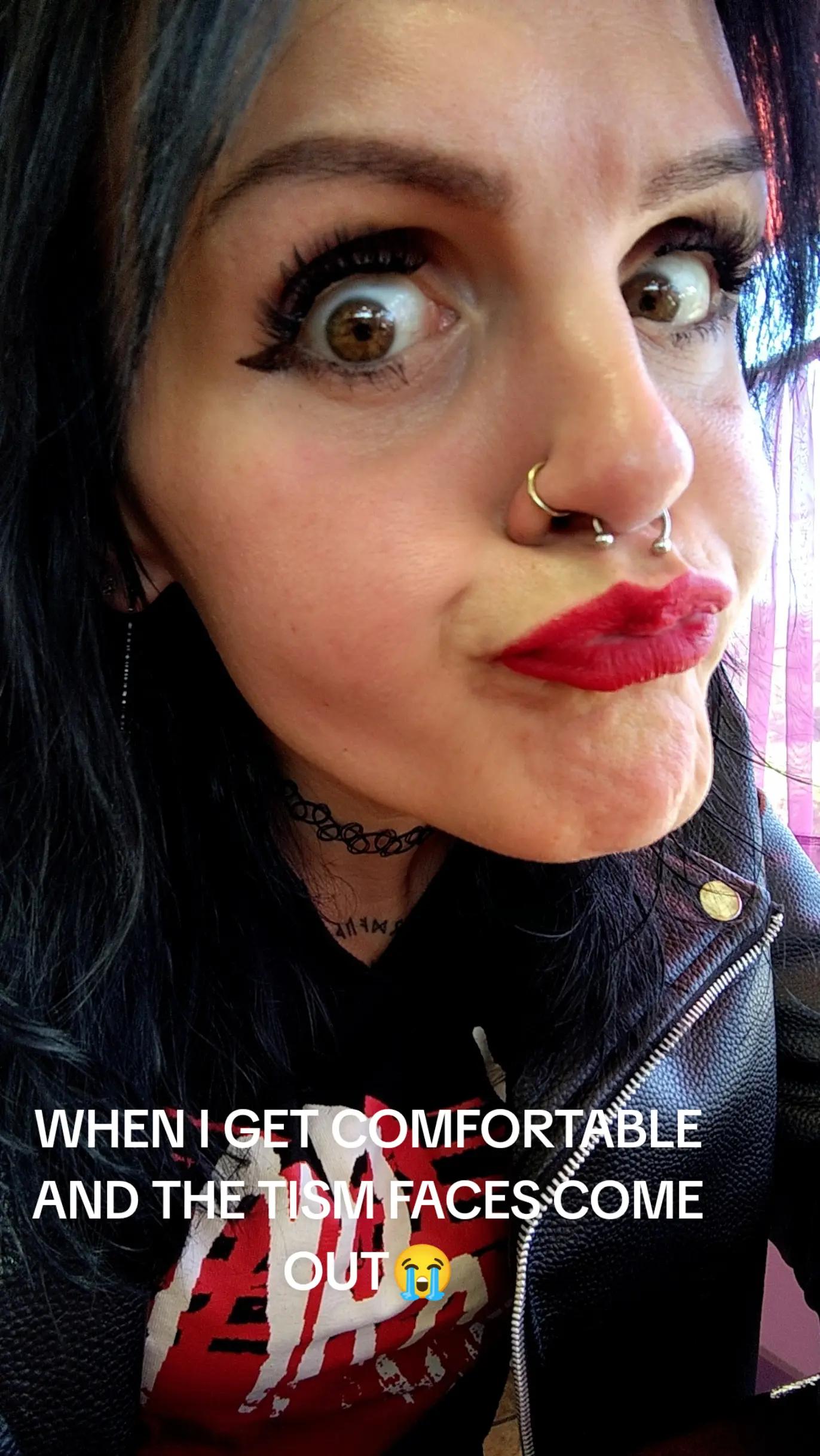 @🖤ITS_AIMEE_BISSSH🖤