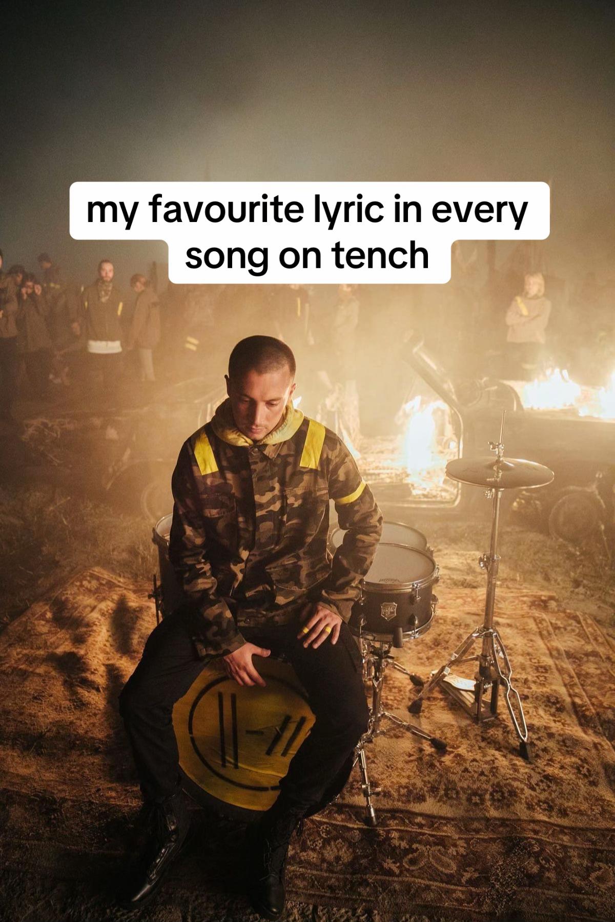 @mia |-/