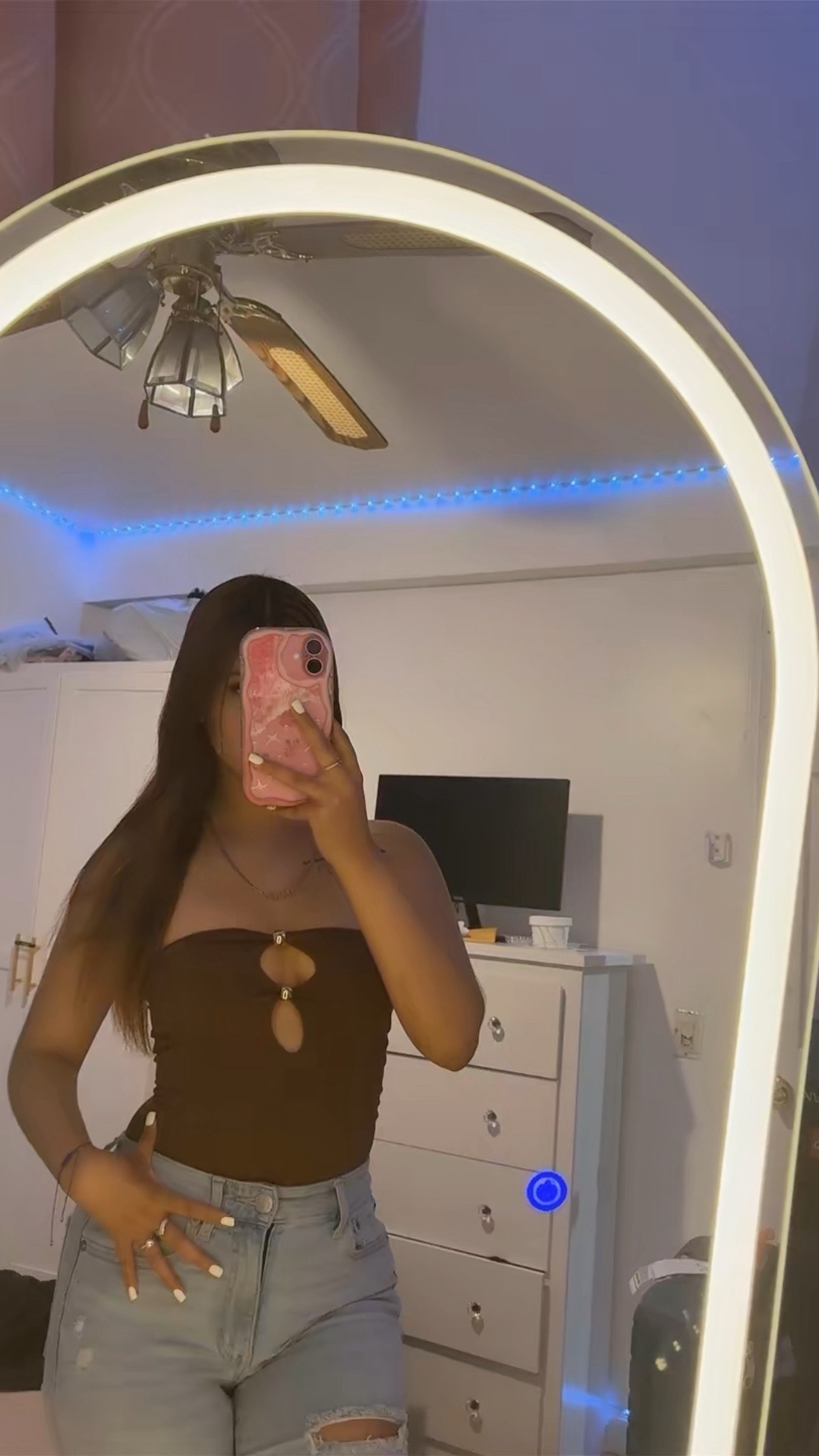 @𝓜𝓪𝓴𝓮𝓷𝓼𝓲💘