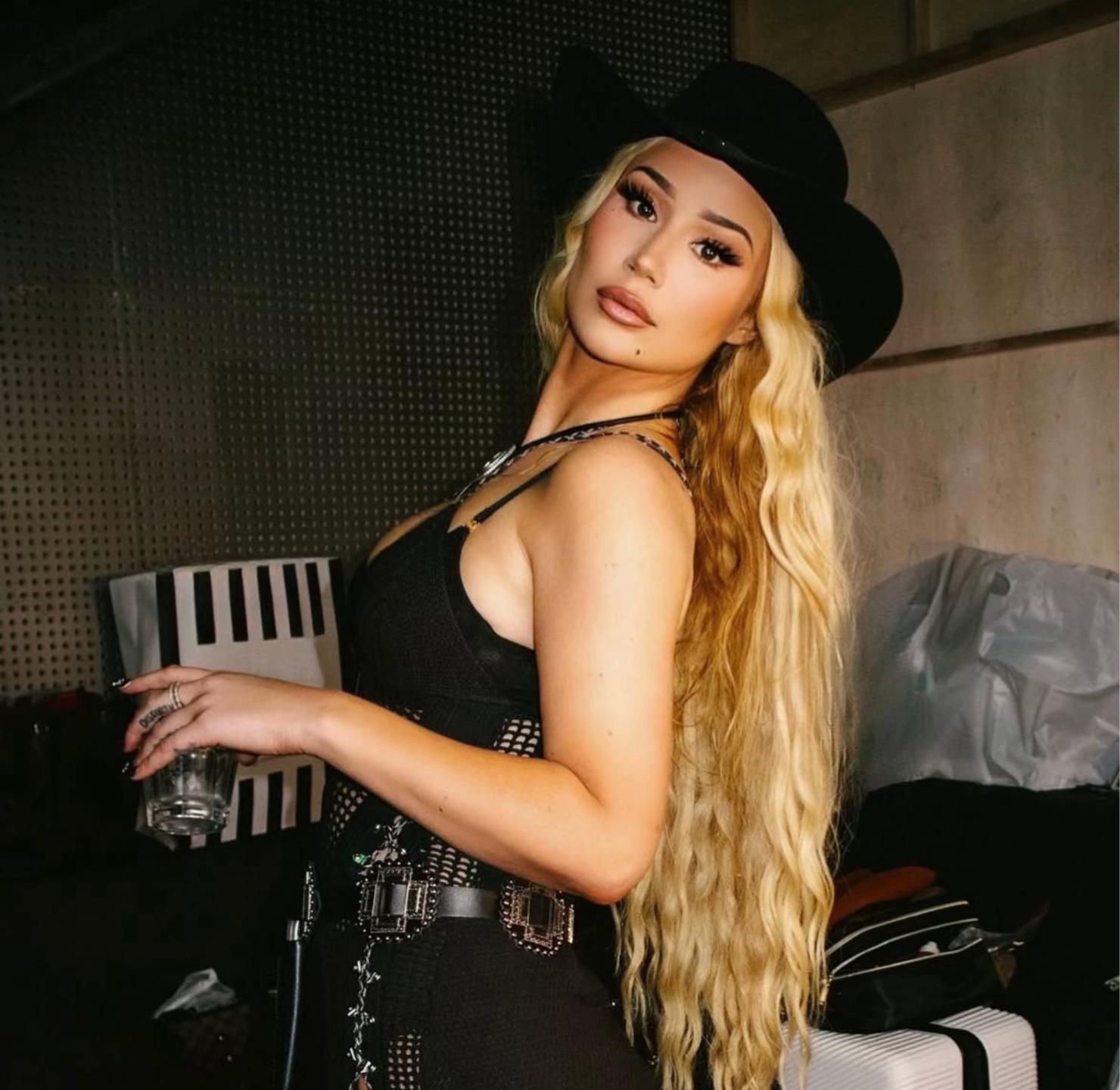 @👑 👸 🏼 Princess Iggy 👸 🏼 👑 