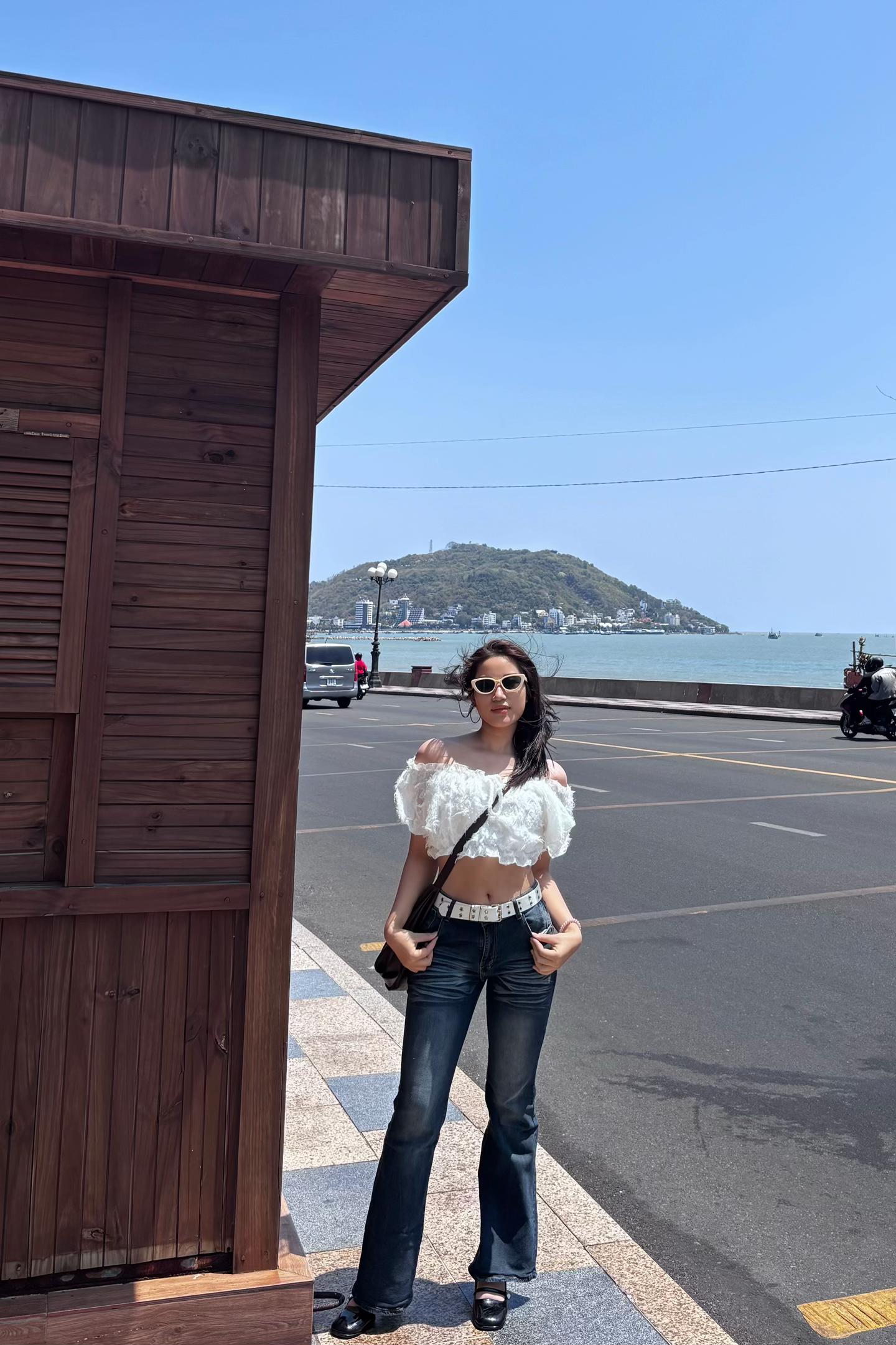 @N&agrave;o cưới Vương th&igrave; đổit&ecirc;n 😀👈