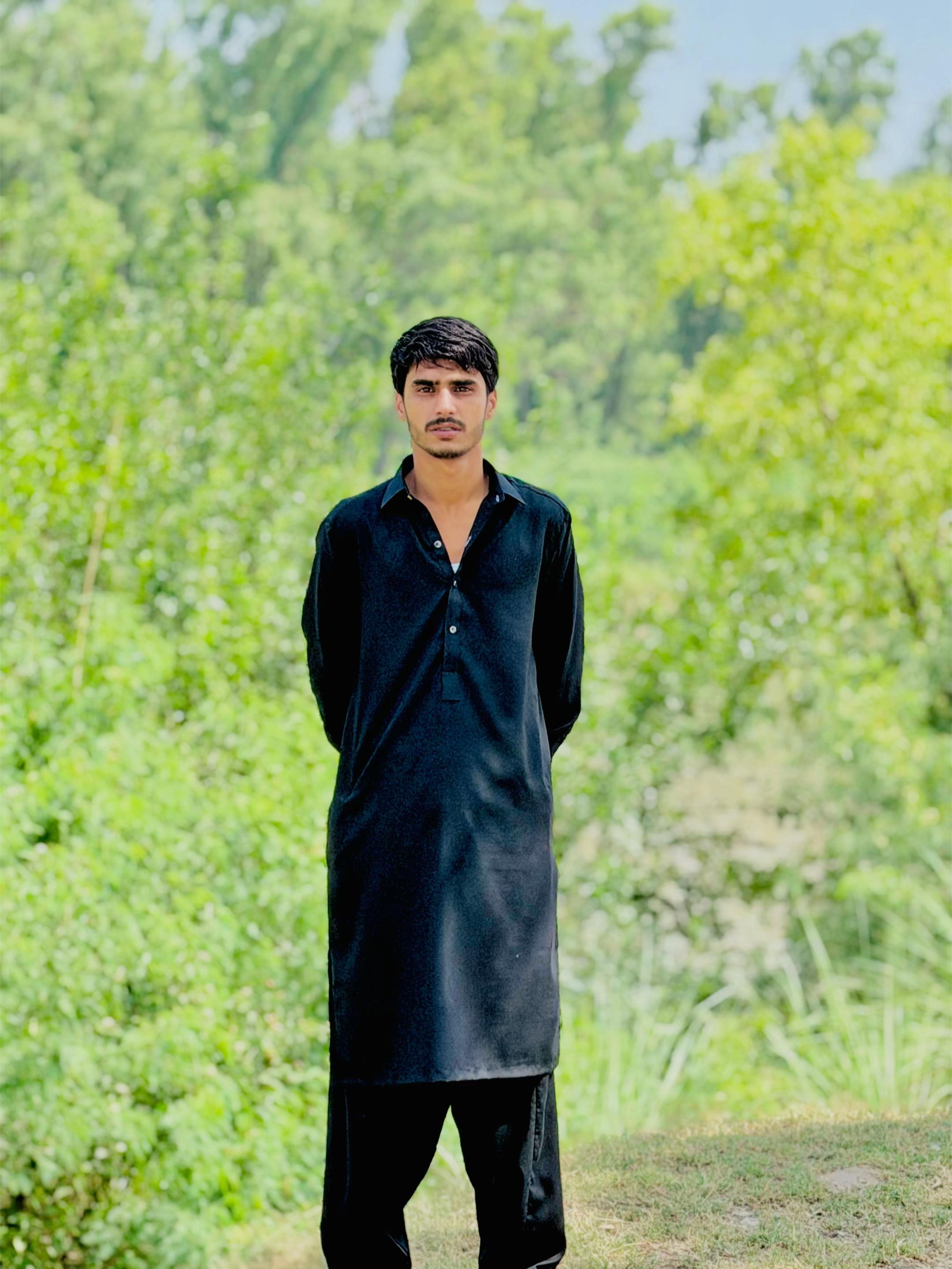 @کا ظم چيمہ 🥀