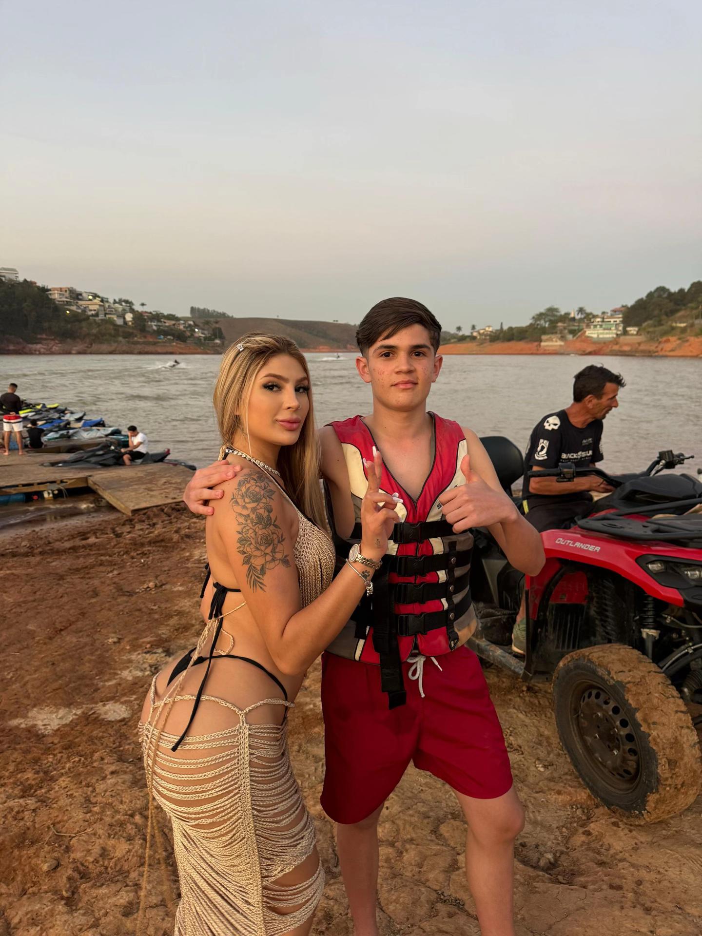 @Boyzaoo7
