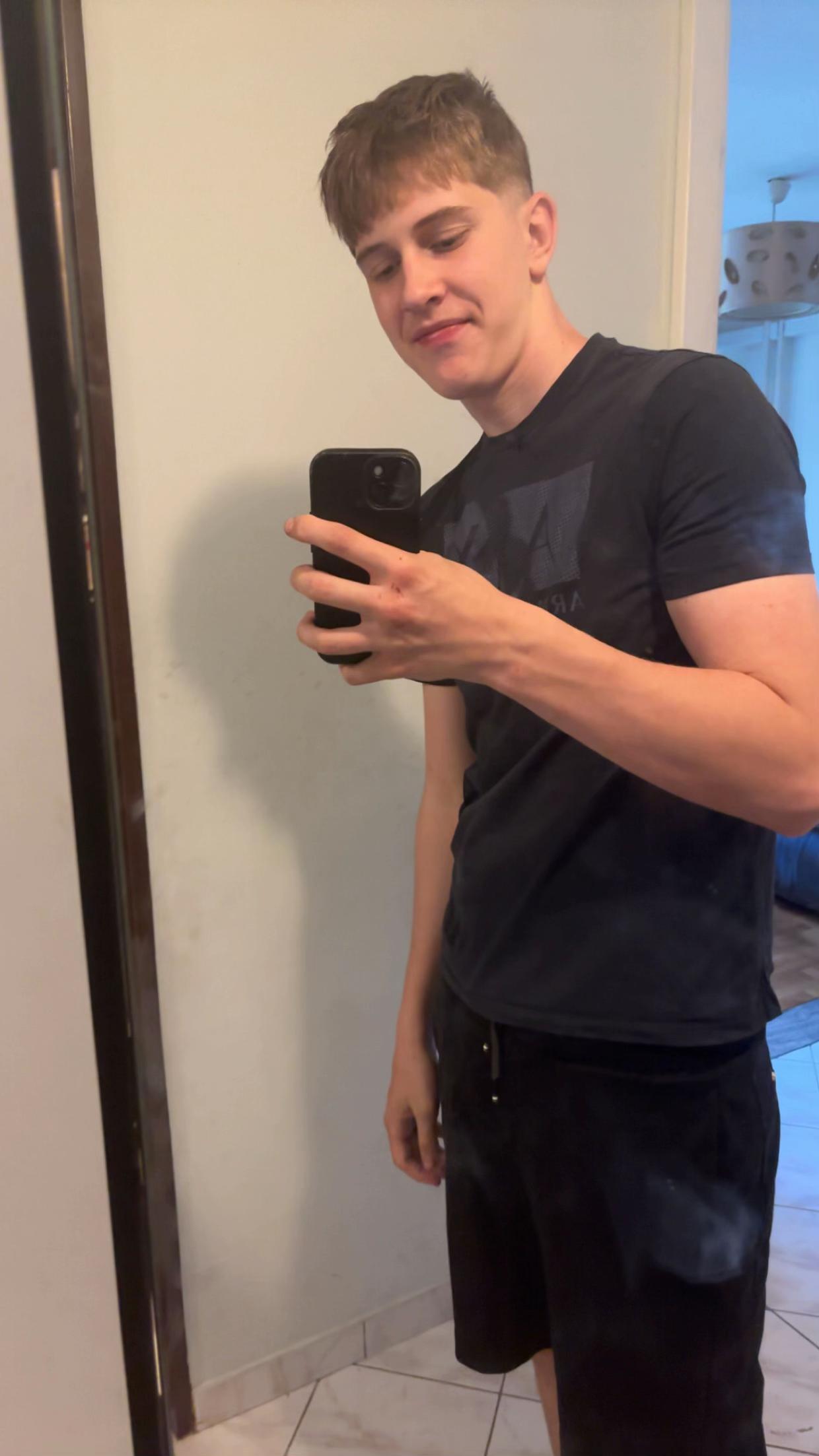 @Janzek