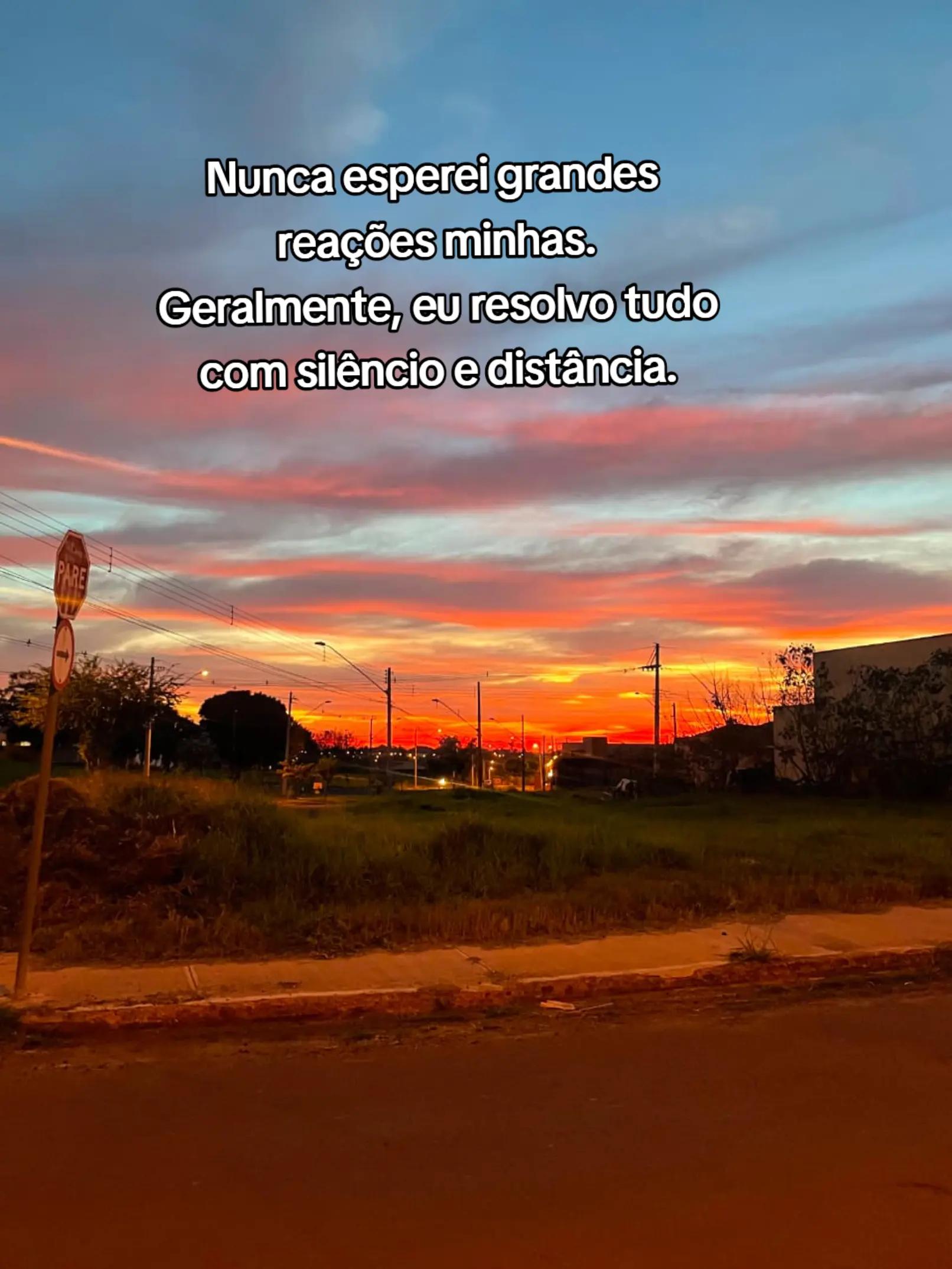 @Gaaby Alves♒🌈🫰
