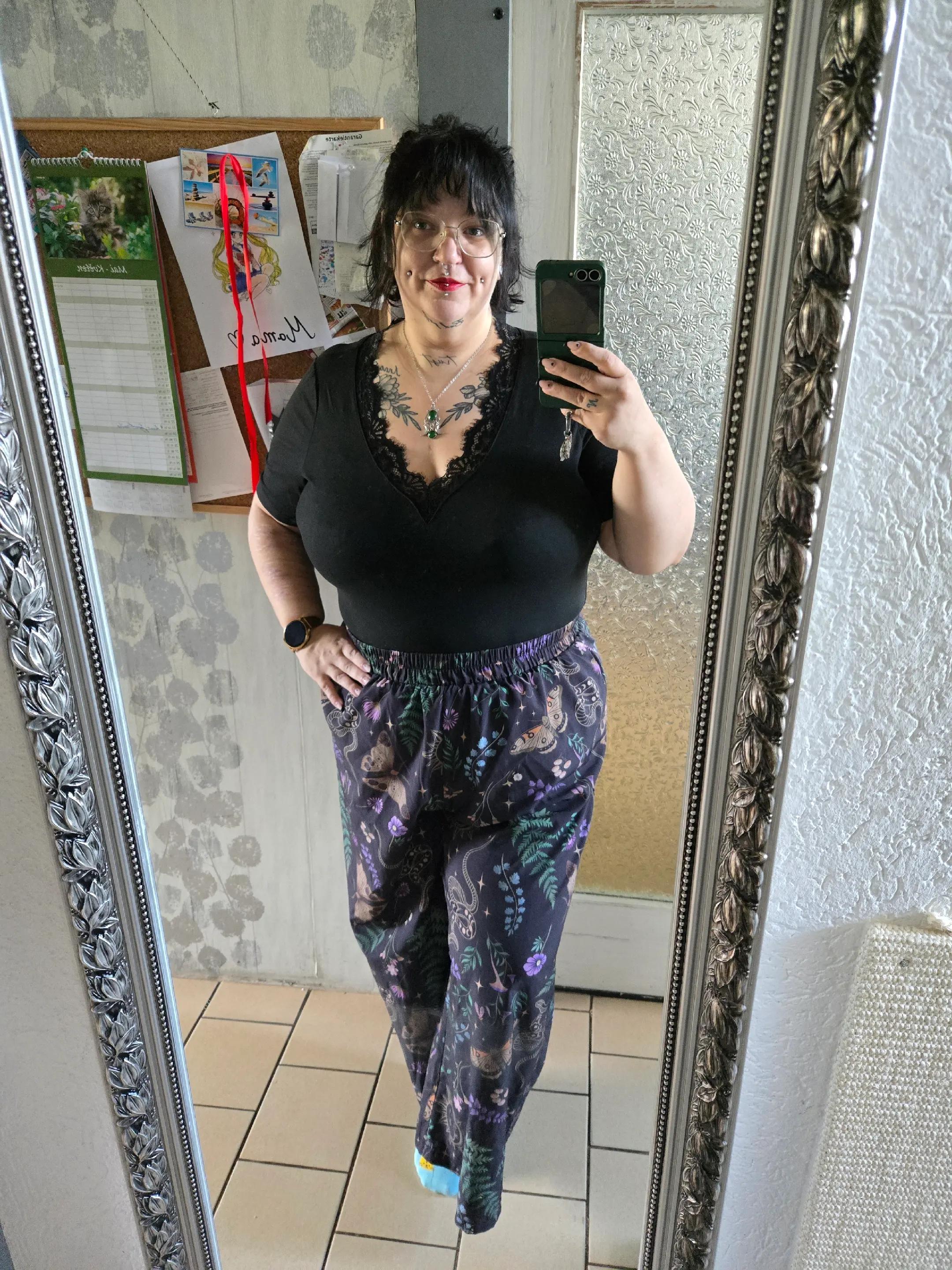 @darkcurvywolfslamm