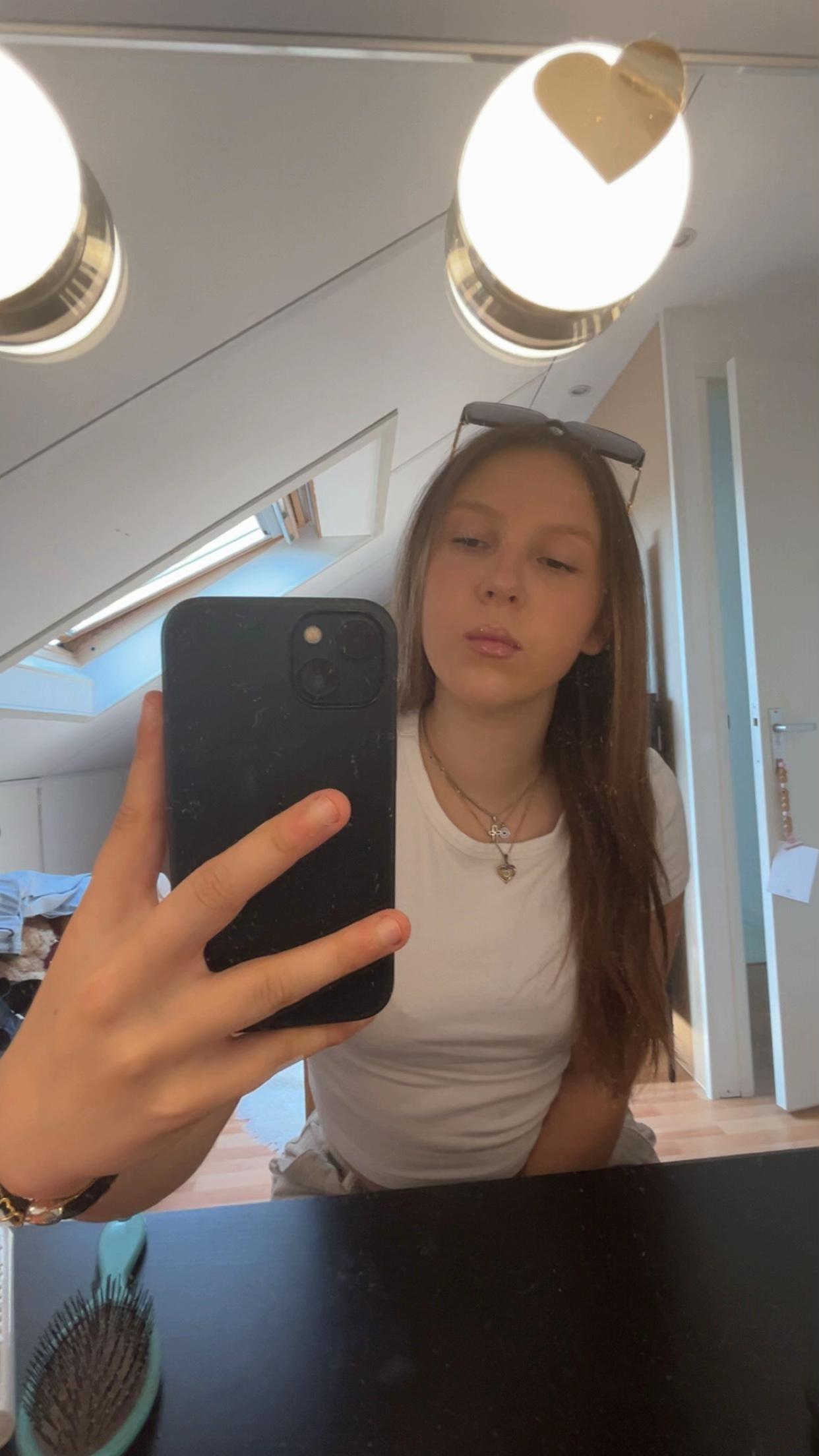@โ
๐๐๐๐โ