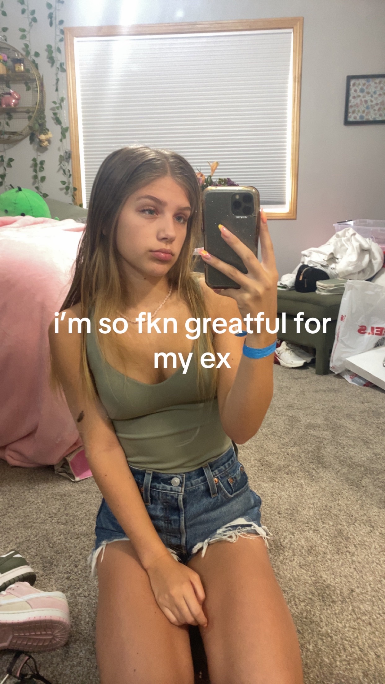 @strawbbrryshortcakee