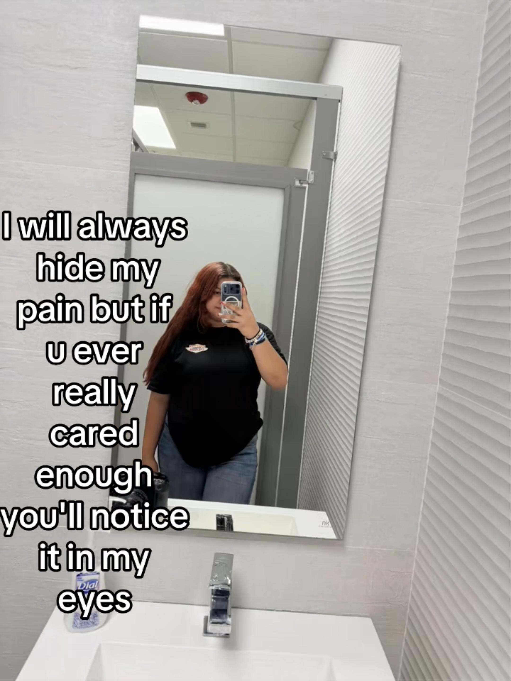 @𝓜𝓔𝓖𝓐𝓝 ❀ ✰