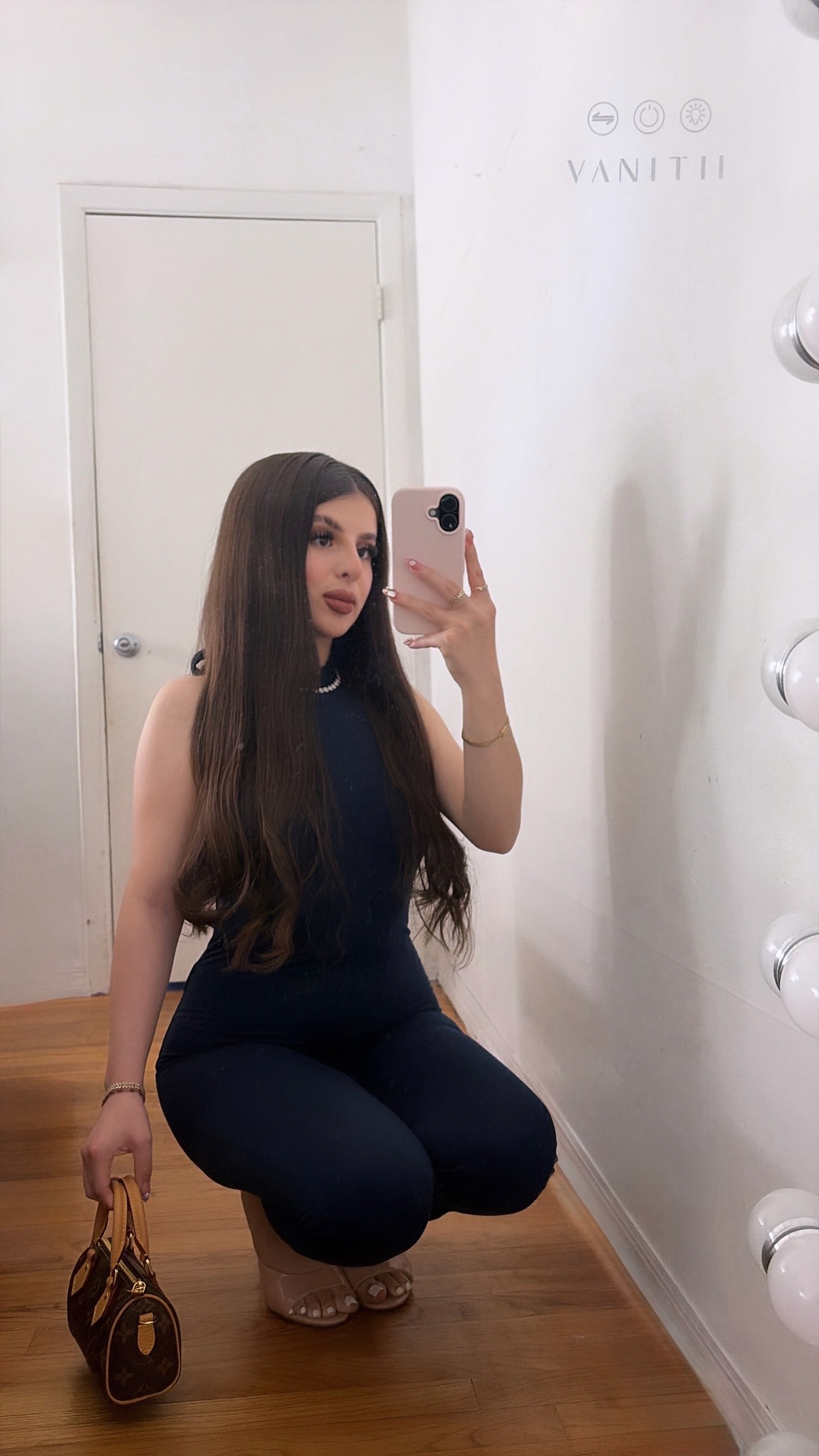 @𝑱𝑬𝑵𝑵𝑰𝑭𝑬𝑹