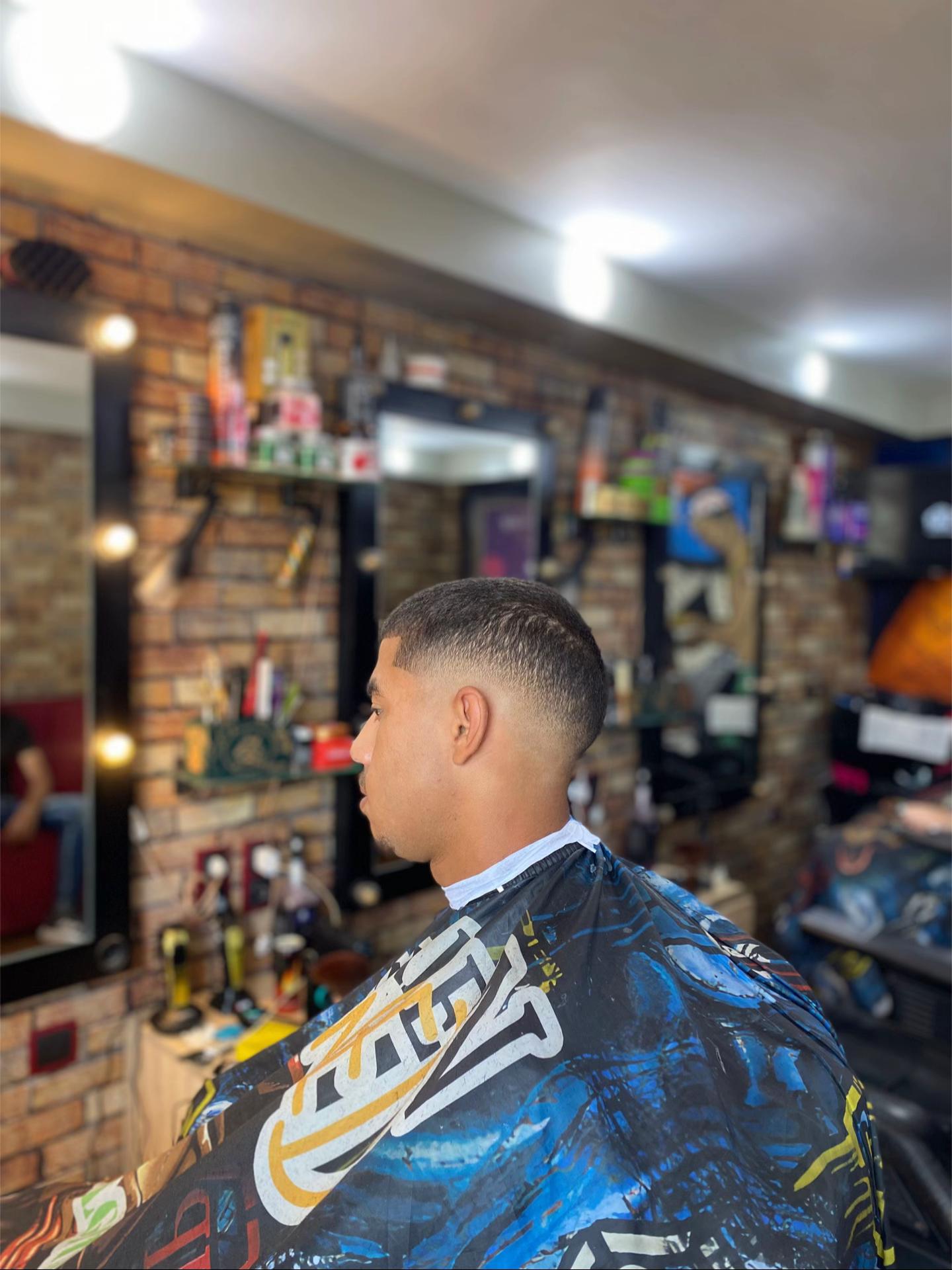 @THE_BARBER_GOMMEZ