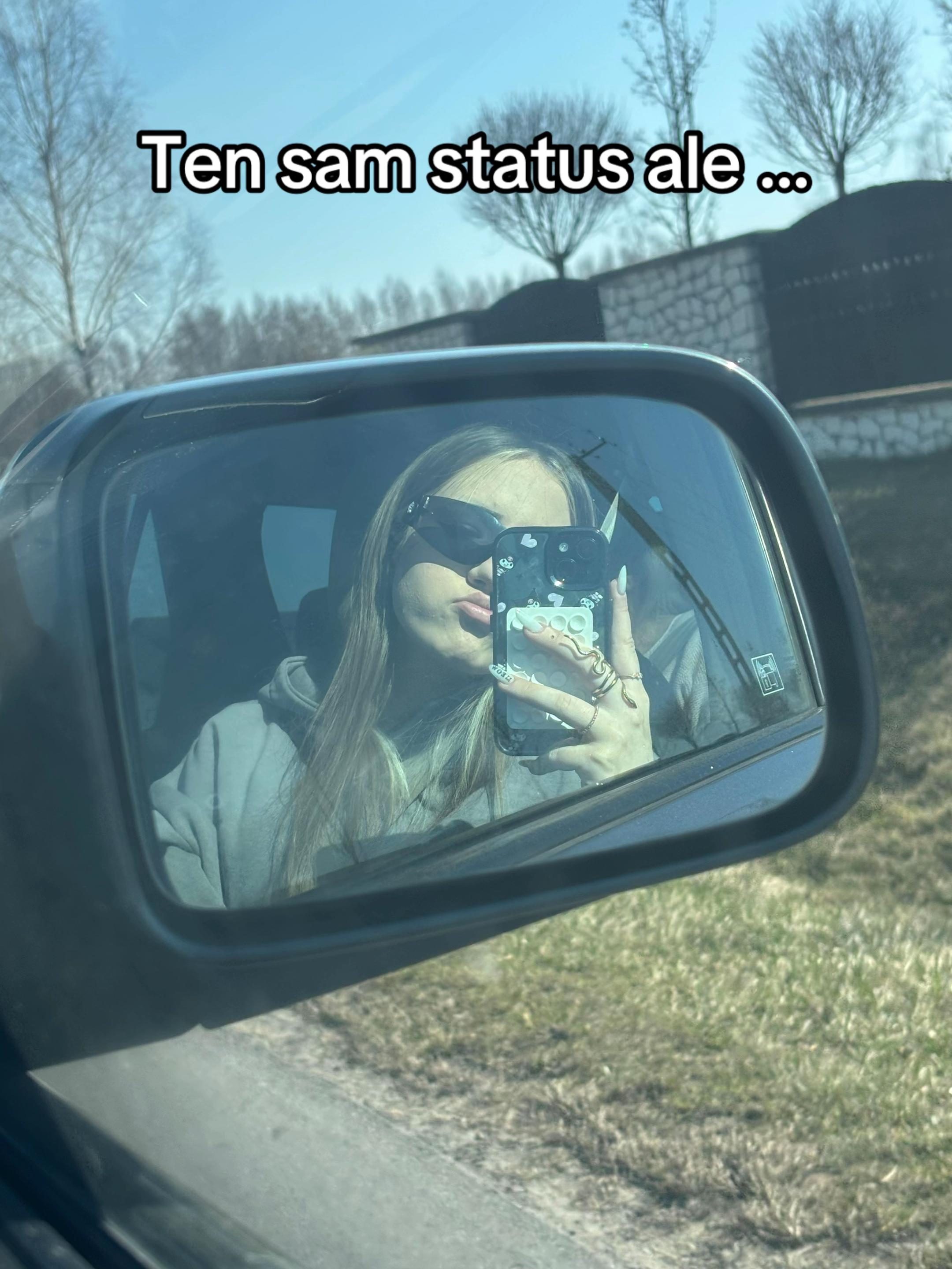 @kiniaa_