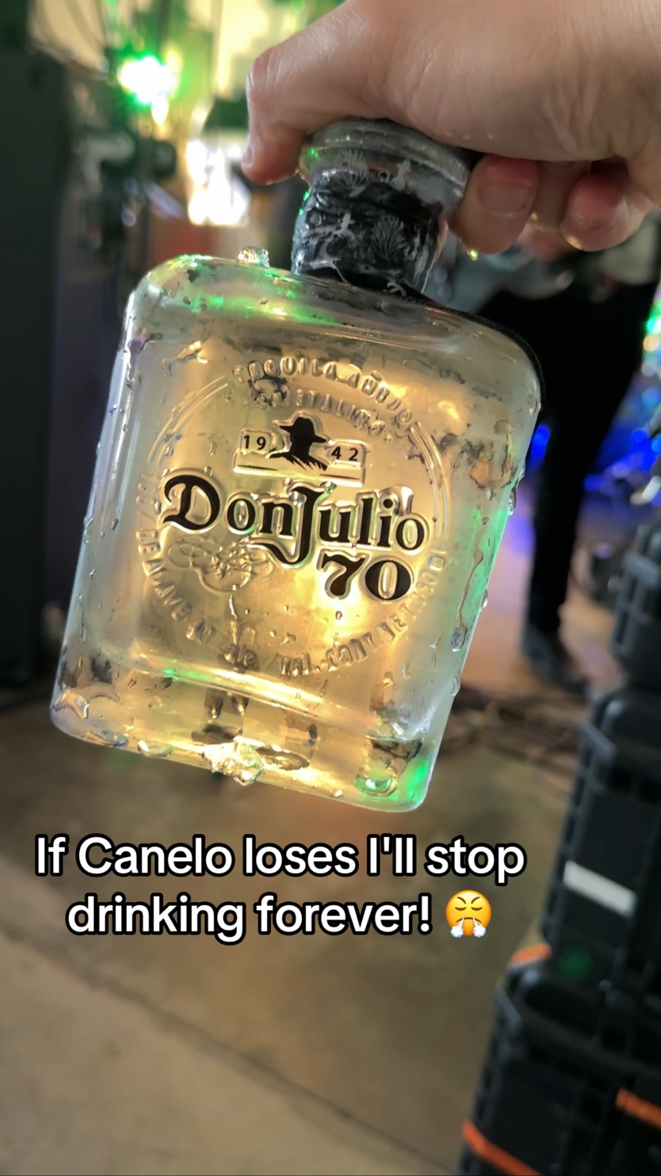 @𝔗𝔬𝔫𝔶 𝔒𝔯𝔬𝔷𝔠𝔬