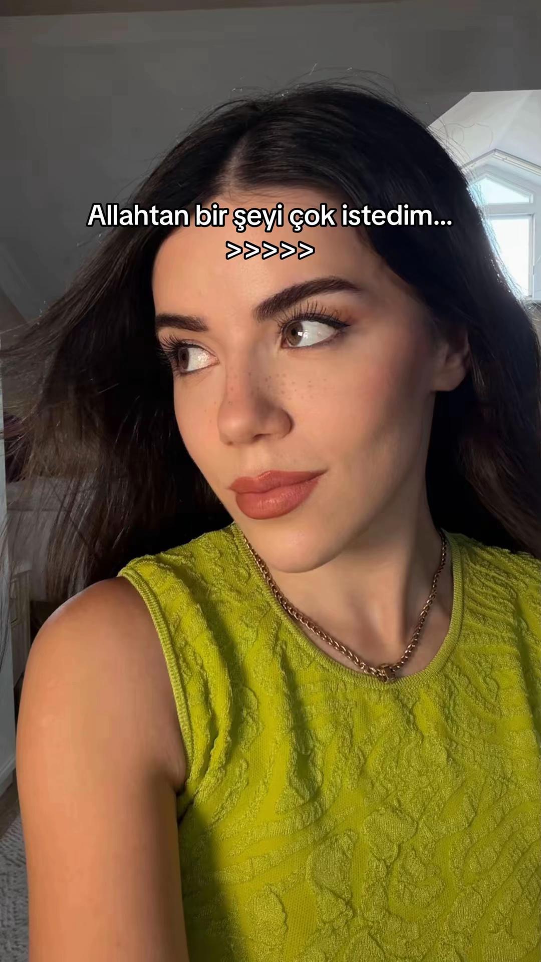 @Moonsheay
