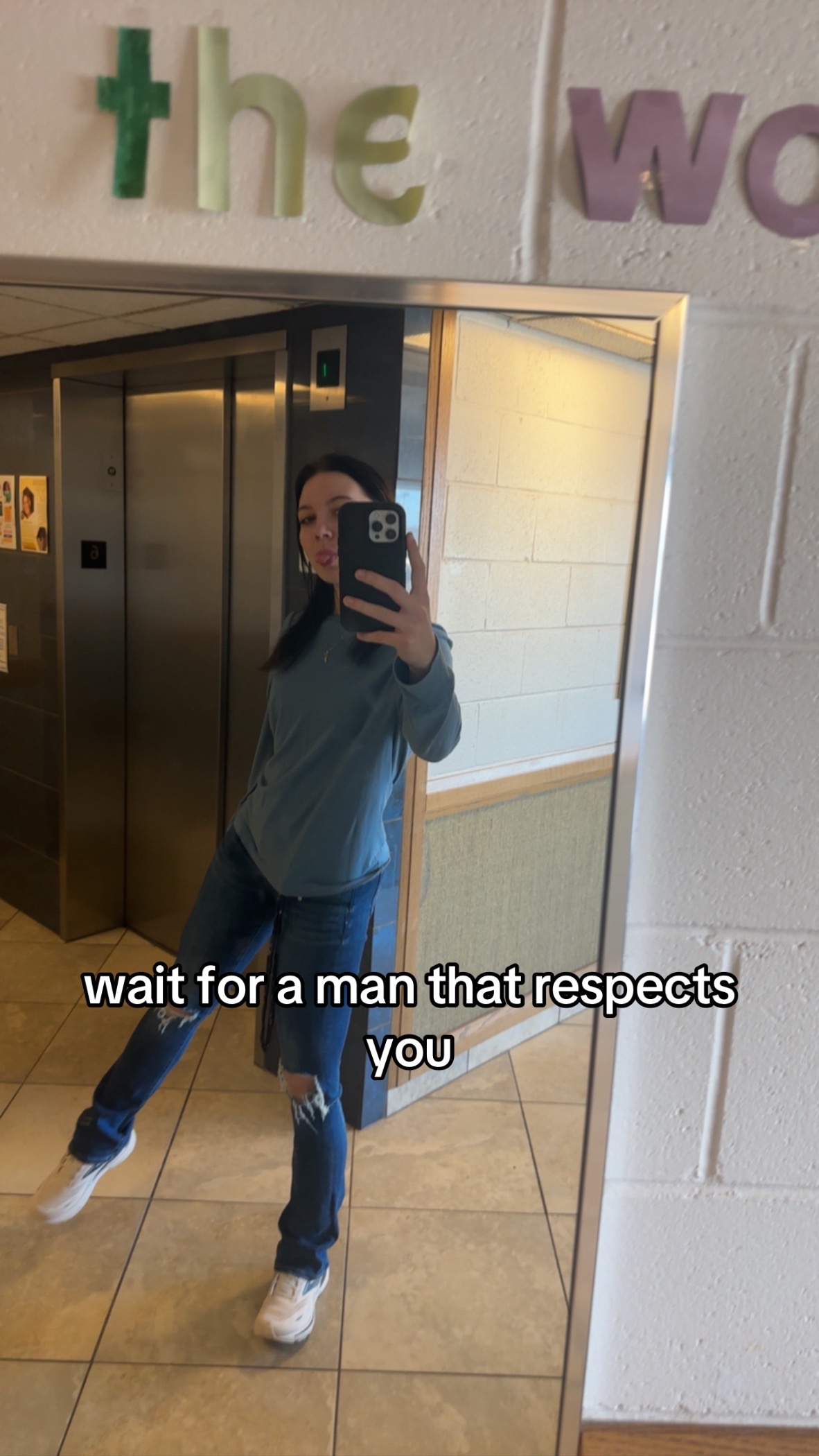 @Cloethompson17