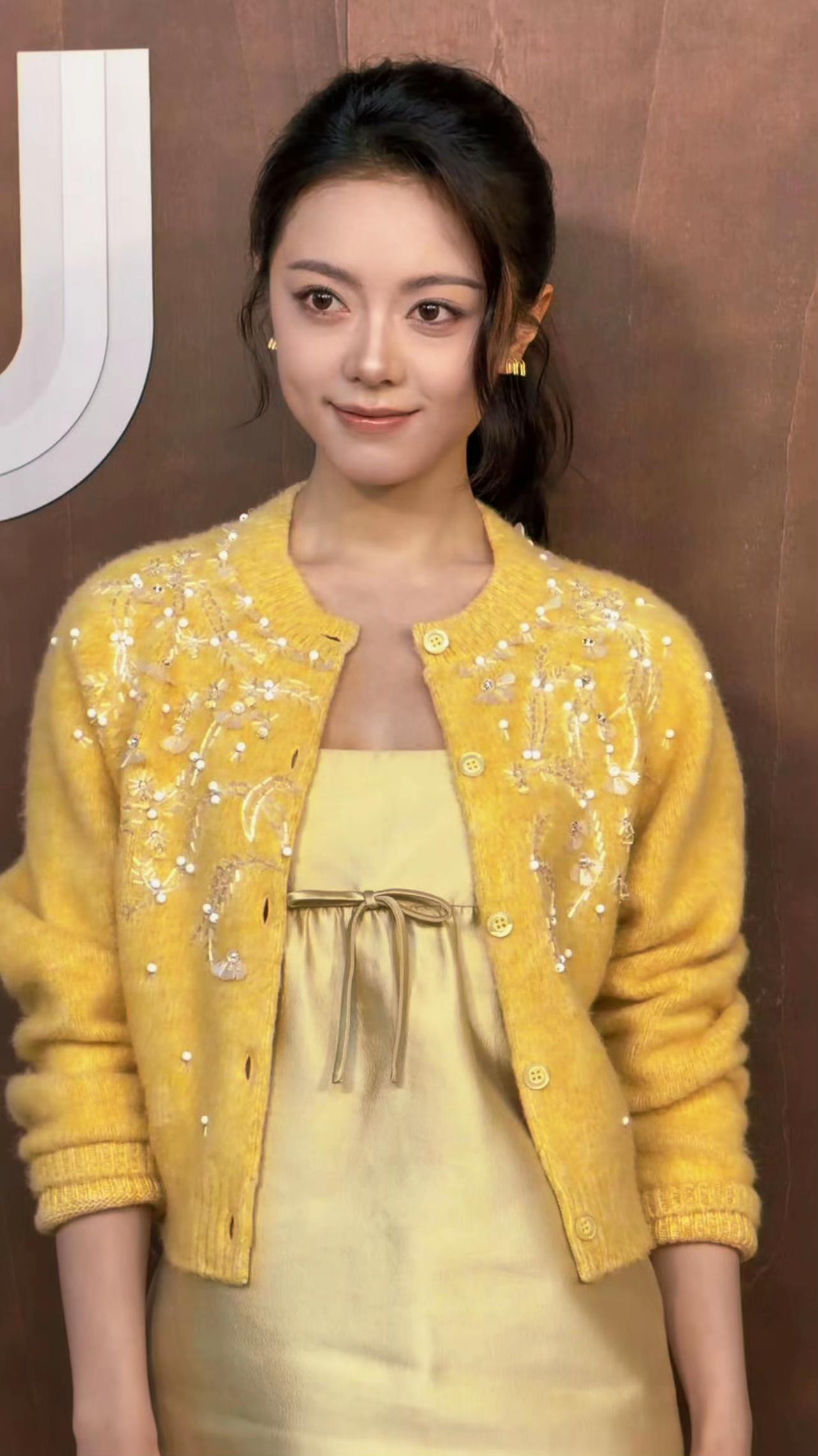 @𝐅𝐀𝐍 𝐒𝐄𝐑𝐈𝐄𝐒