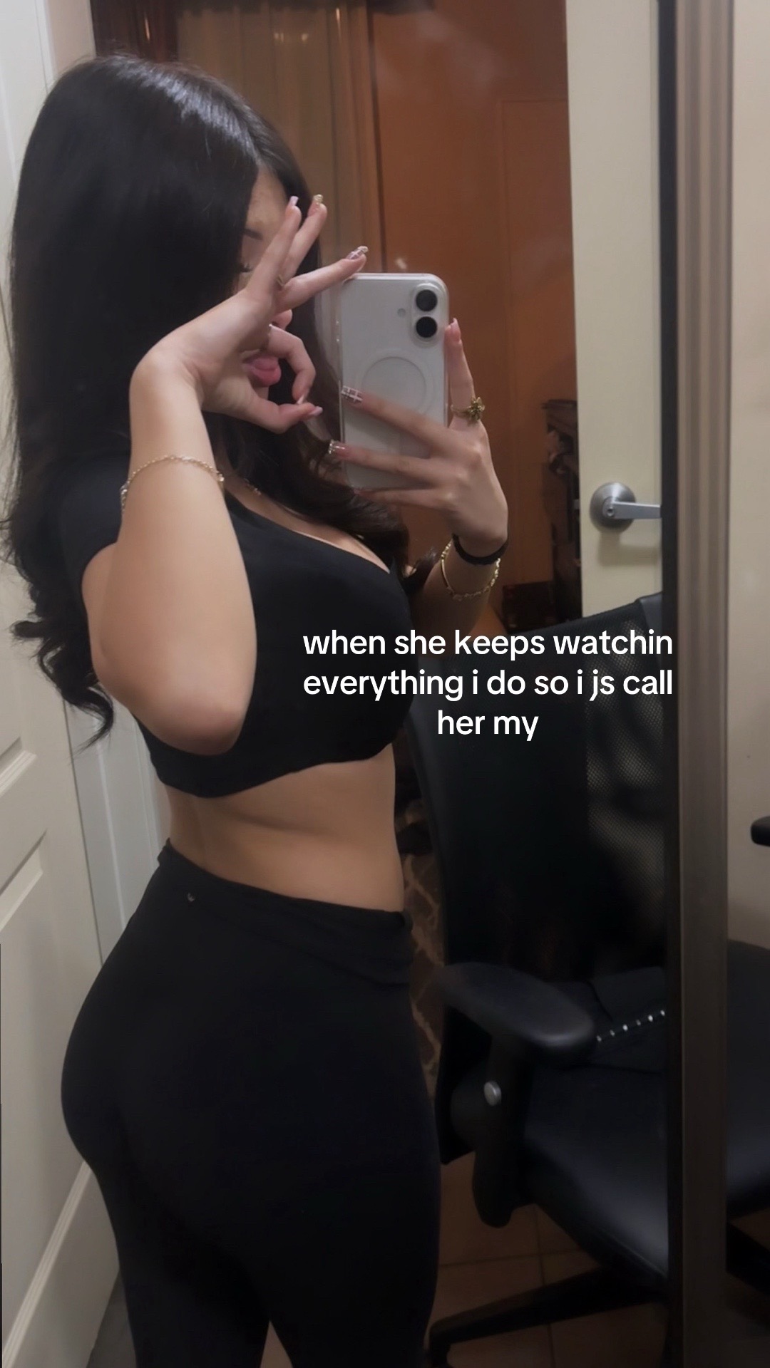 @larissa