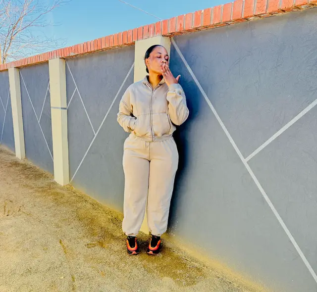@ZoeyLeefee🫧🤍