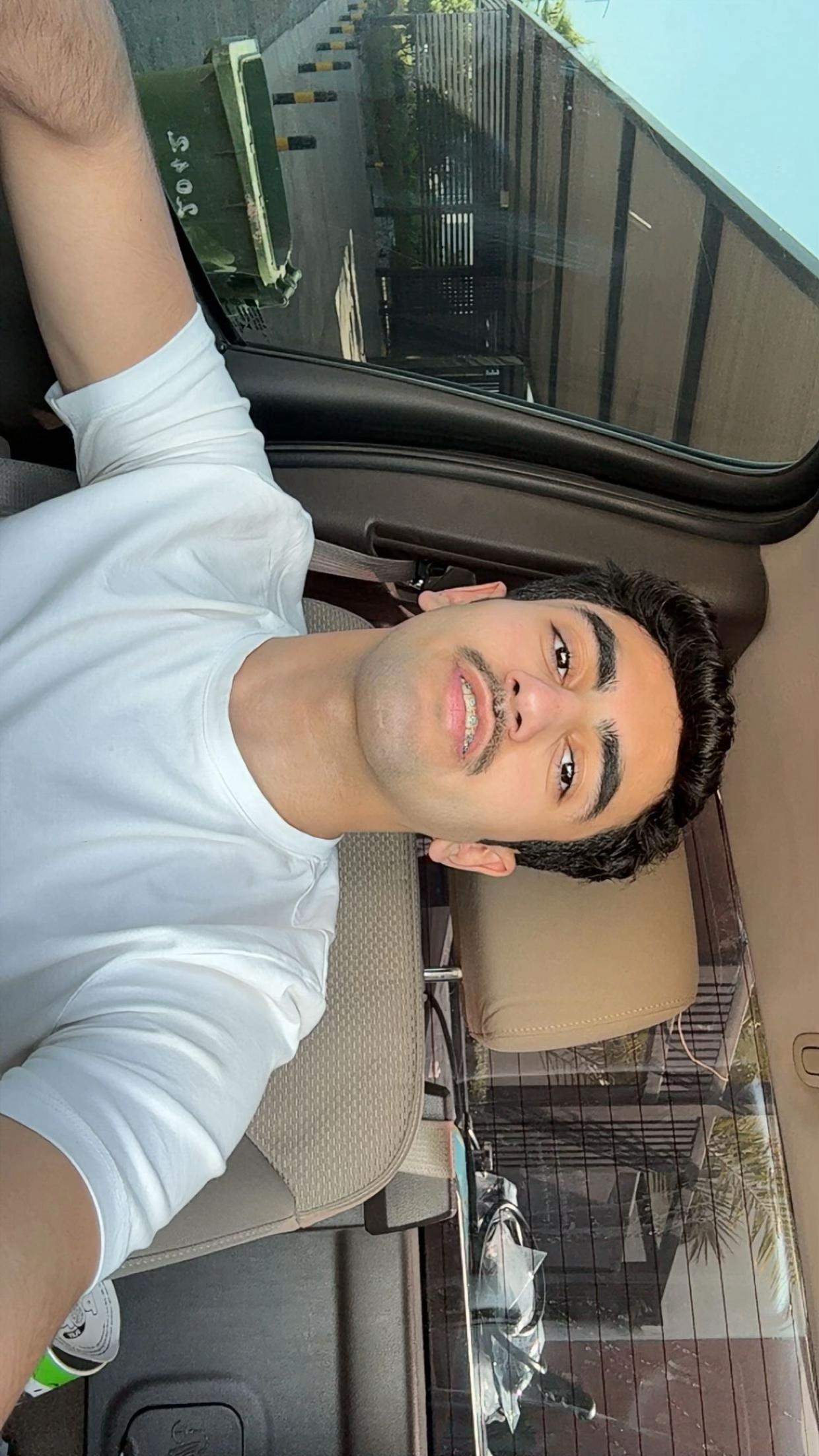 @0q