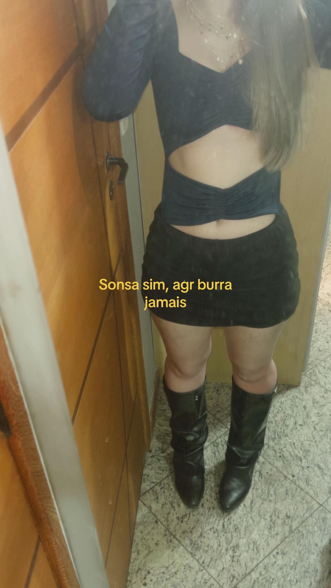 @Lorena ★︎
