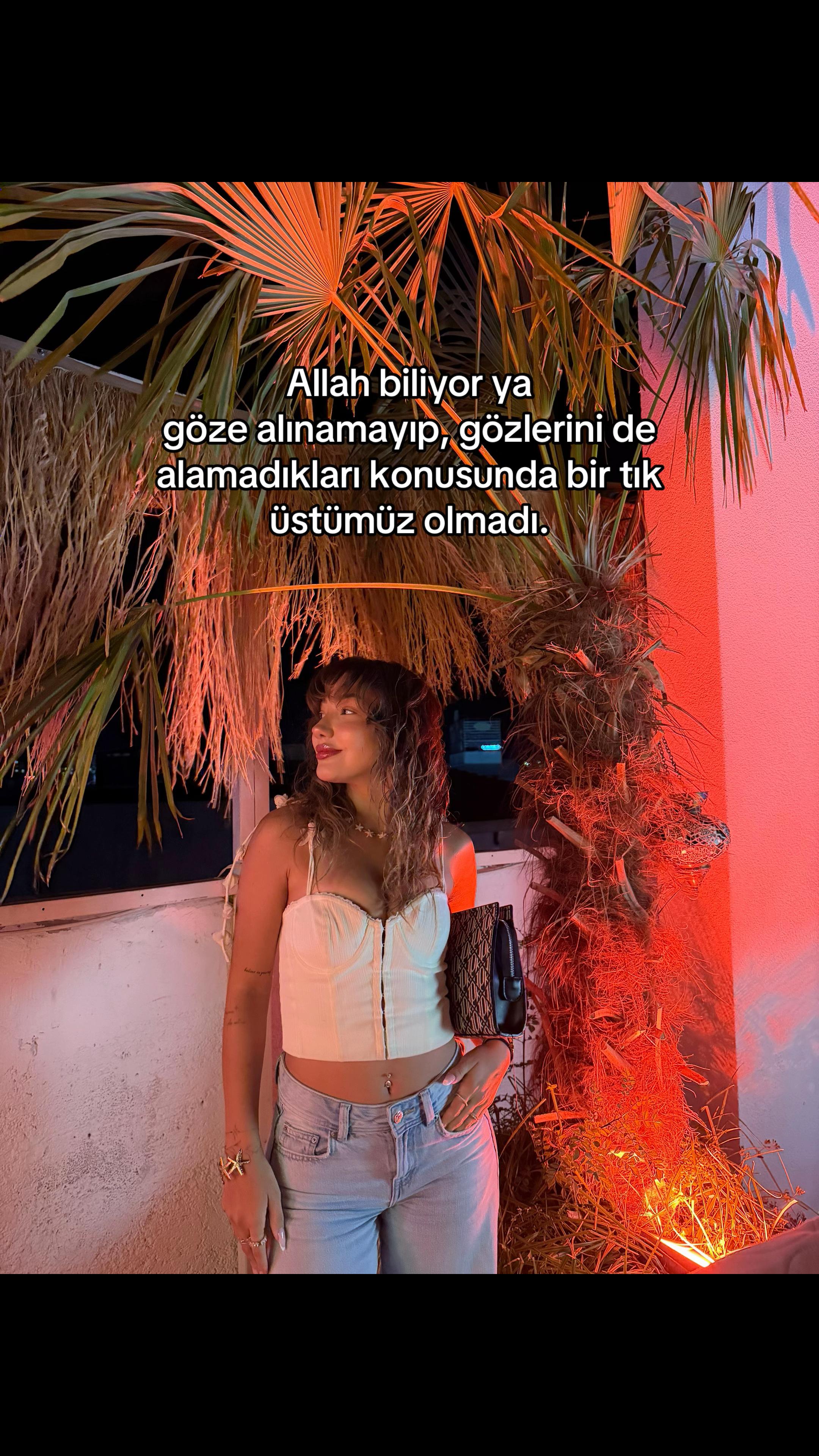 @Busee_Atess1