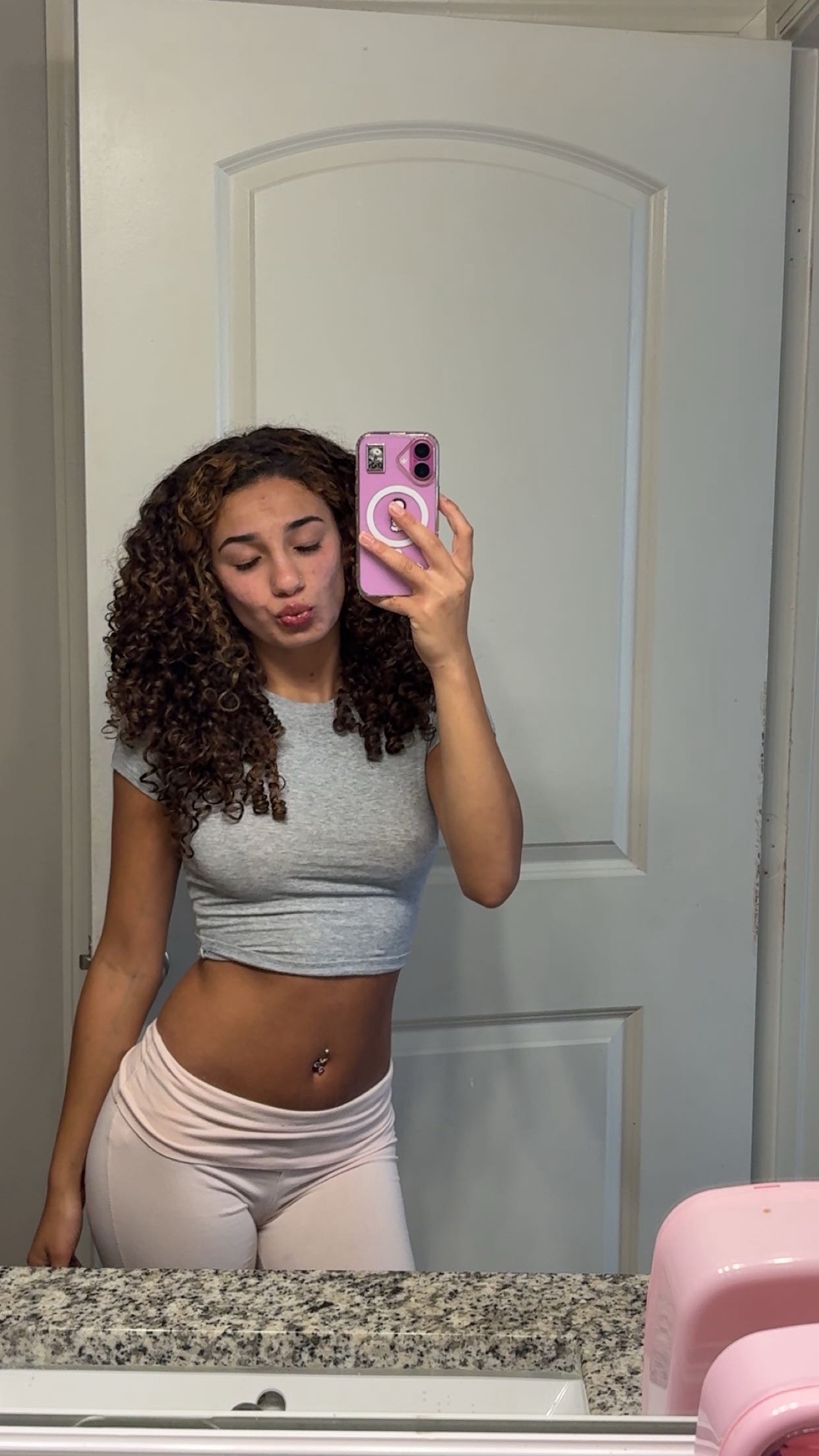 @Tiny🌺