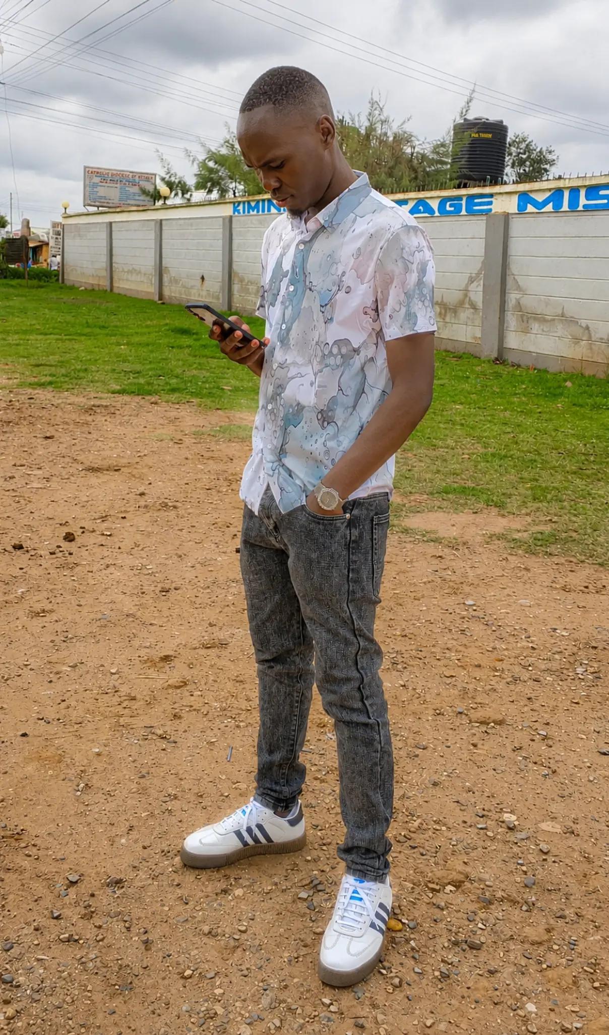 @Derrick Stansilous 🇰🇪