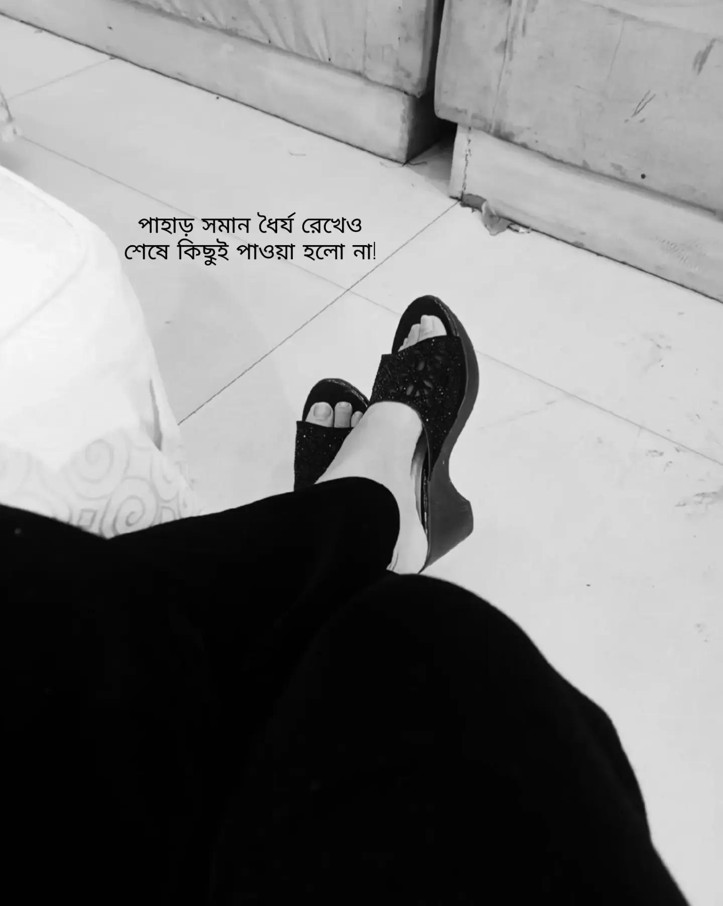@•