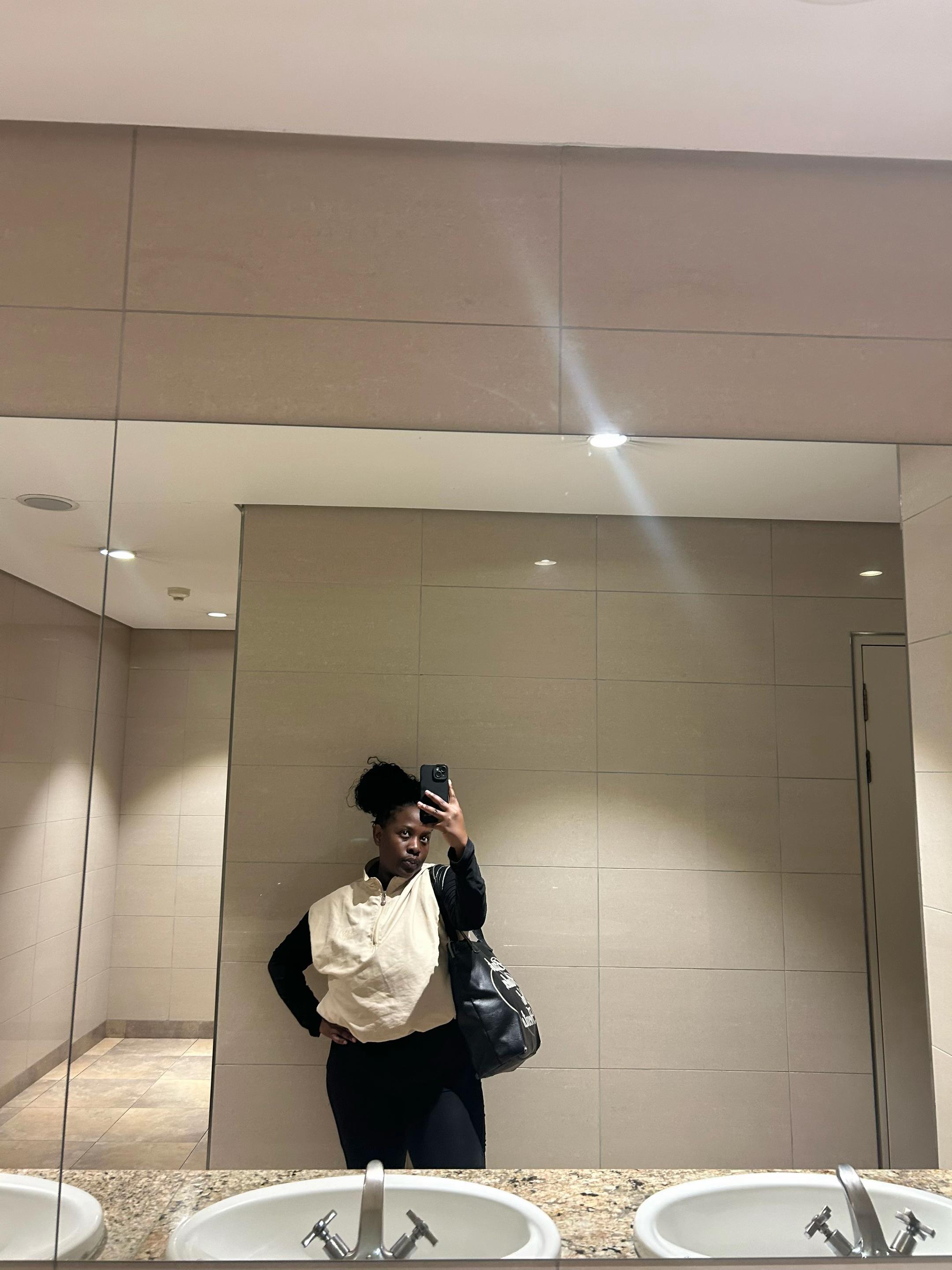 @rebonesema17
