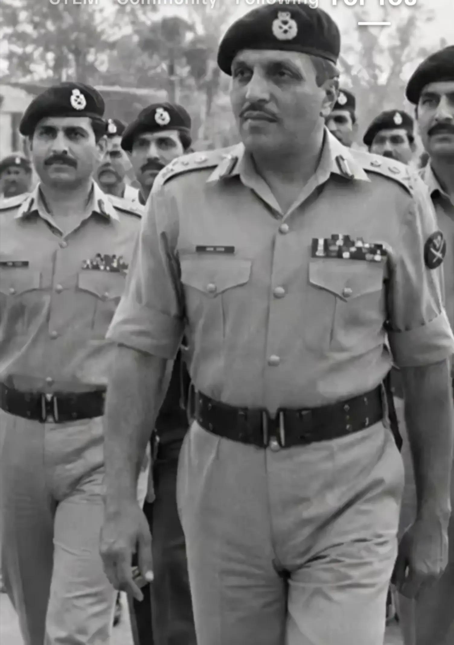 @abuzaradil812