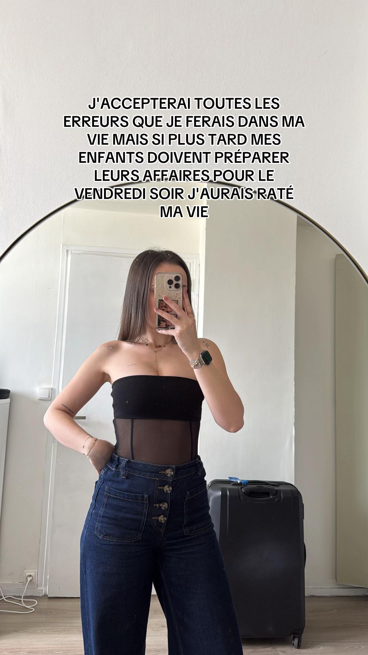 @Ella🦋