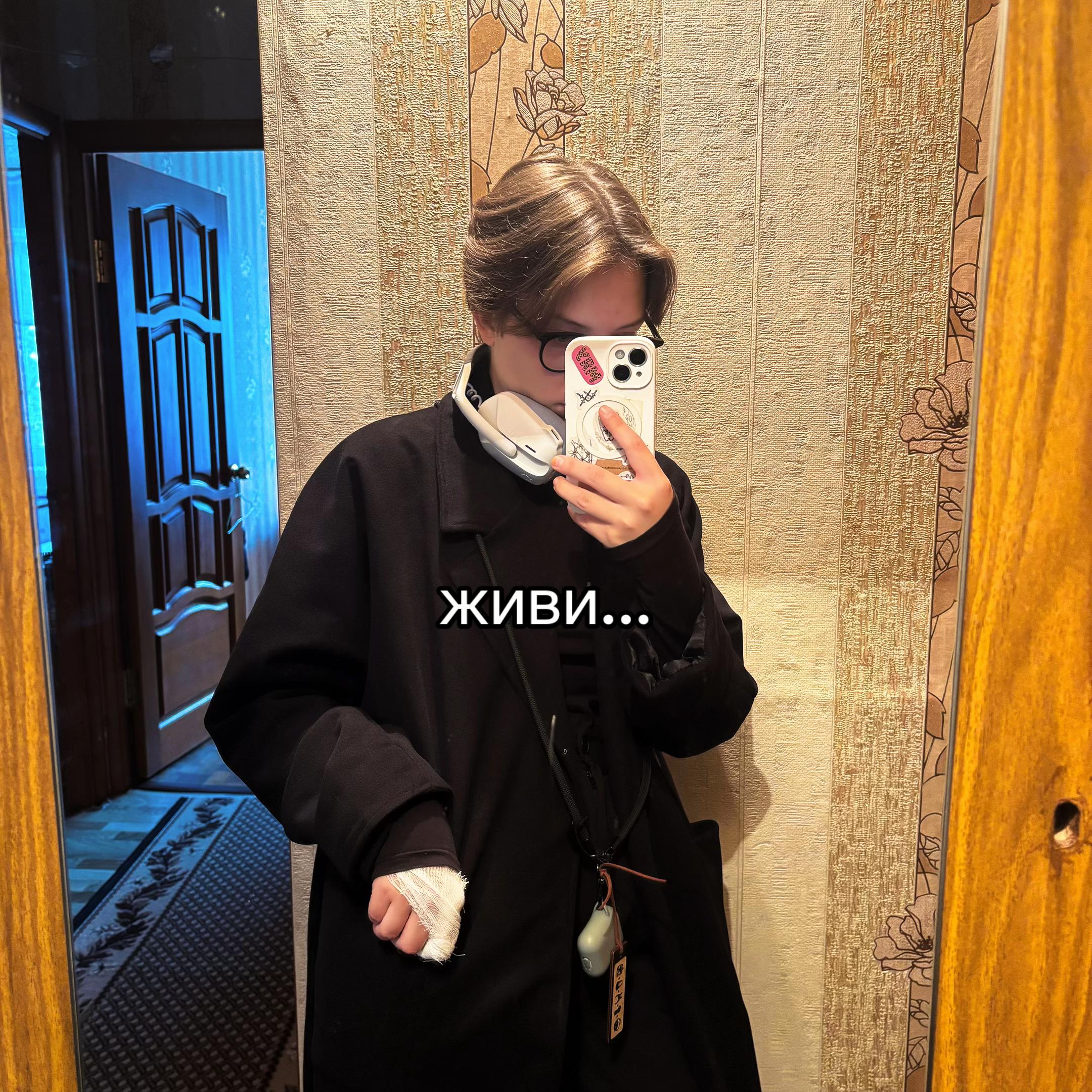@nuaremori