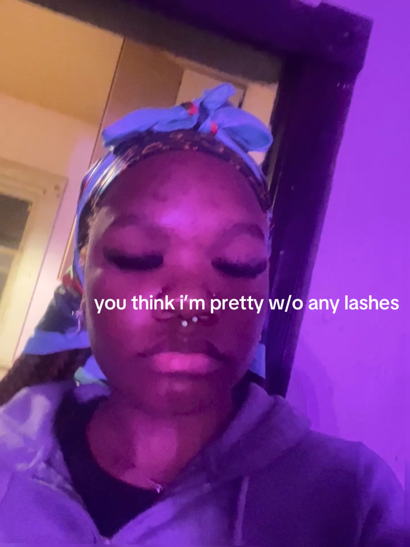 @🫦