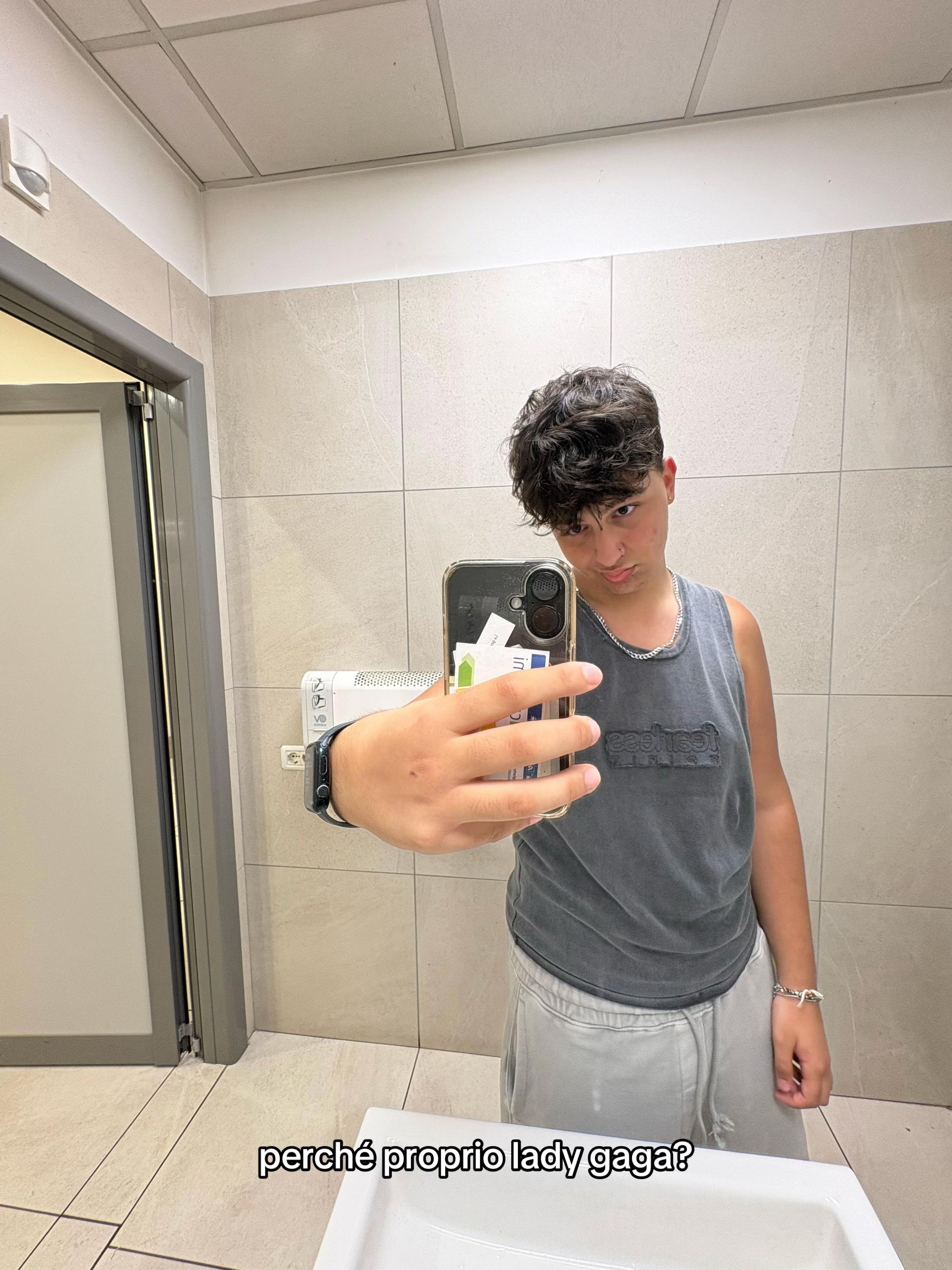 @criii🤴🏻