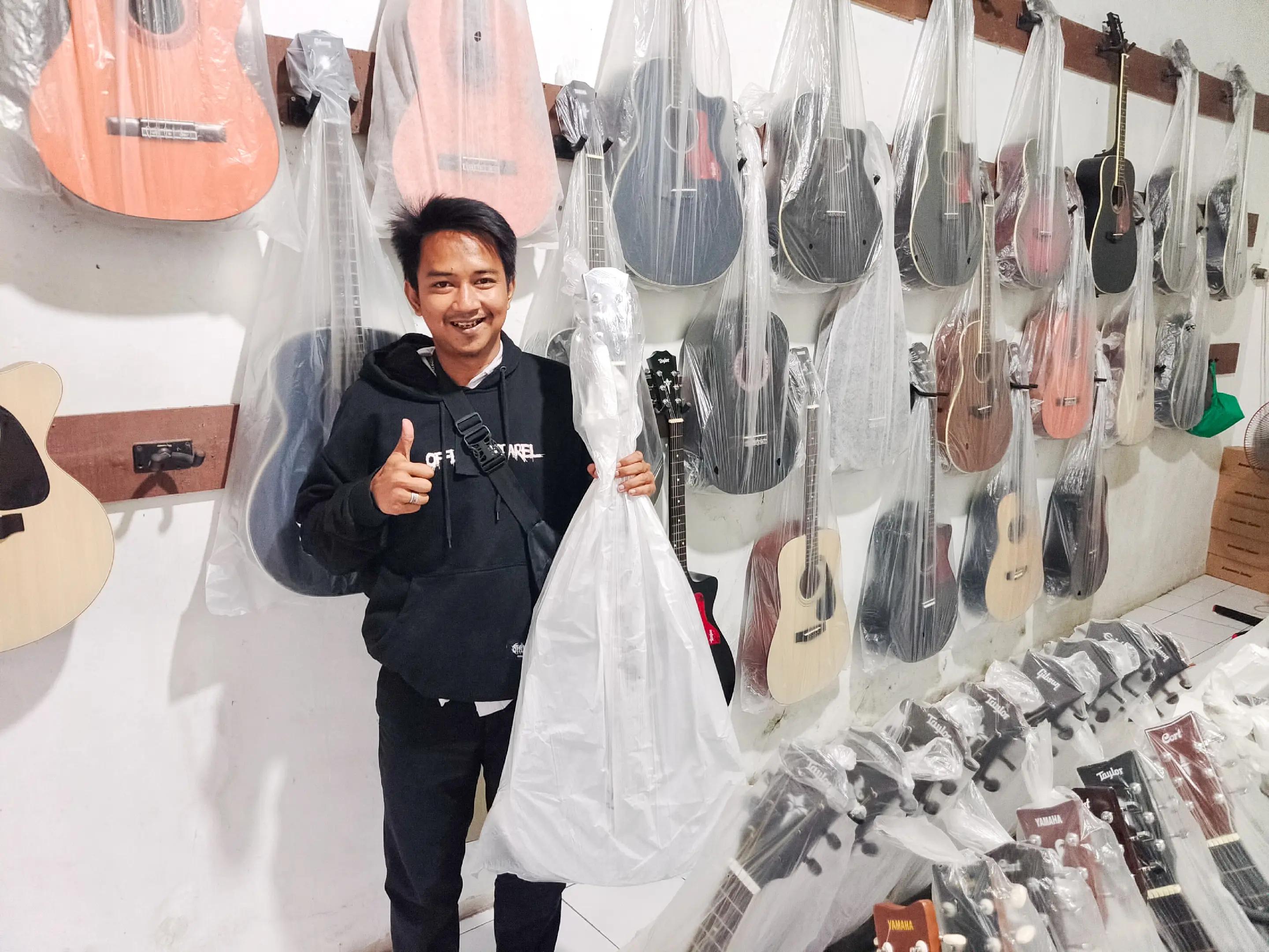 @Hanung Gitar Purwakarta