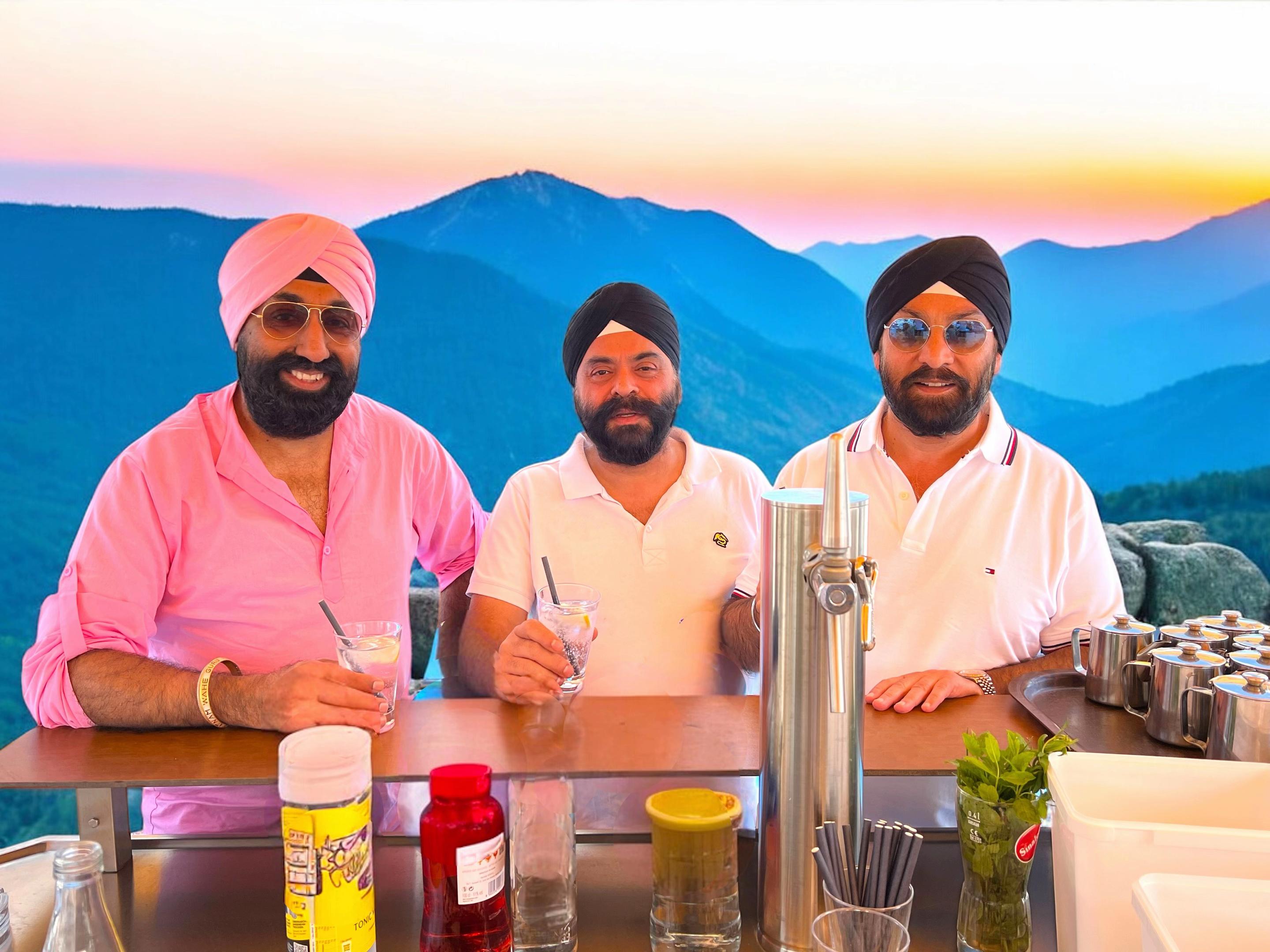 @PANJ DOST